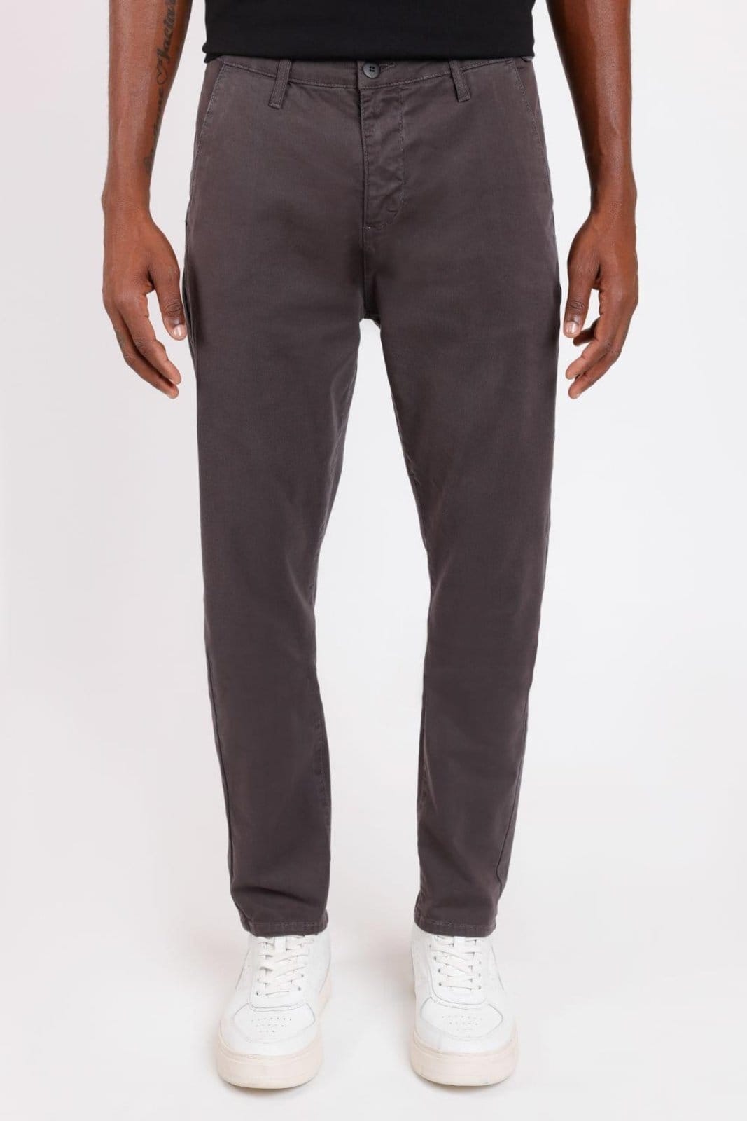 Calça Aramis Chino Skinny Sarjada Café