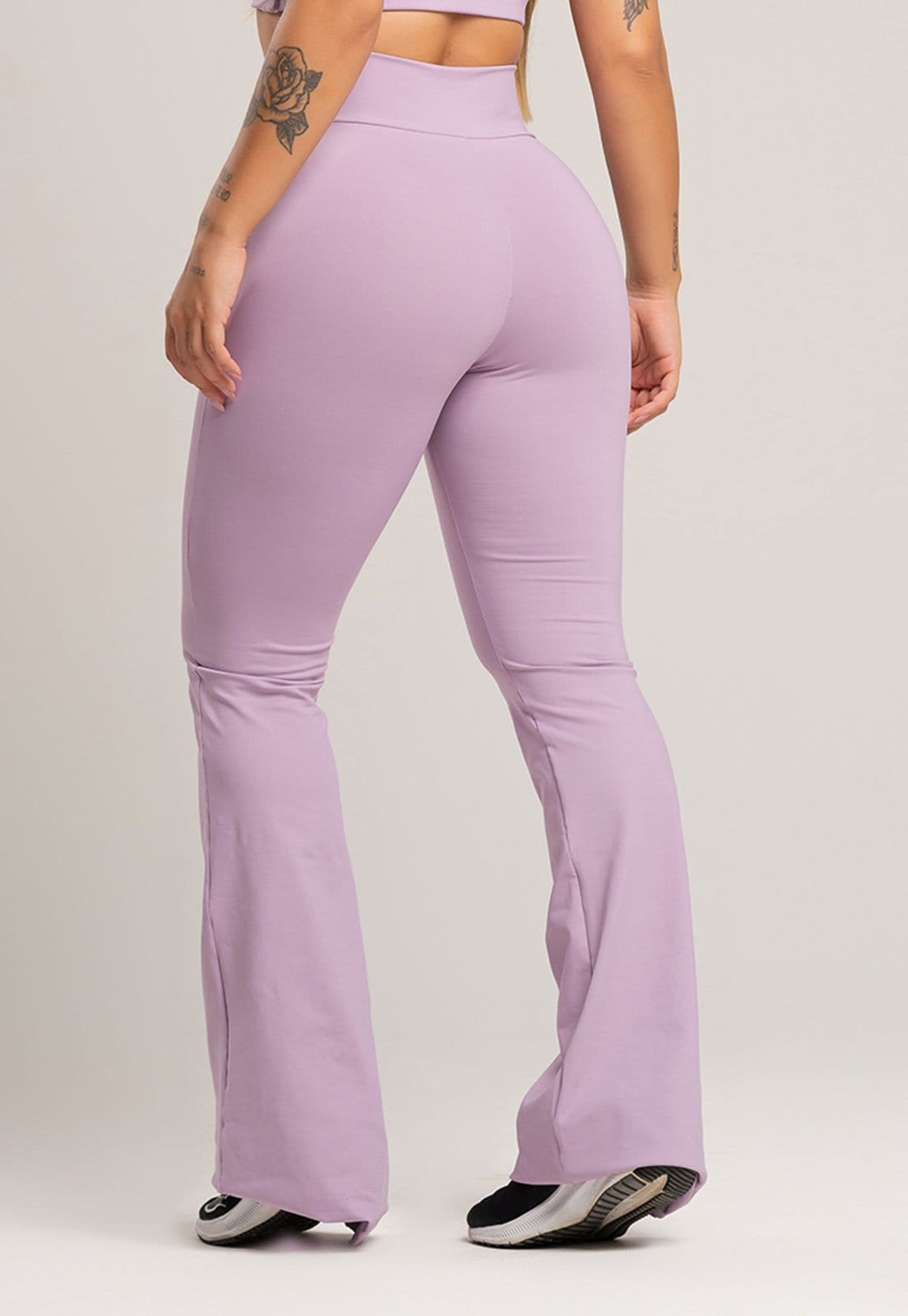 Vista 2 Calça MVB Modas Flare Pantalona Poliamida Lavanda Mvb Modas lilás lavanda