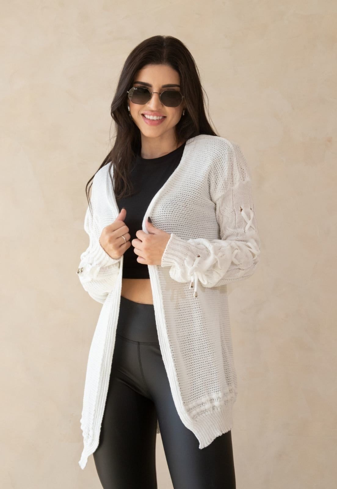 Cardigã Tricot Detalhes Trançados na Manga Longa Inverno Noruega