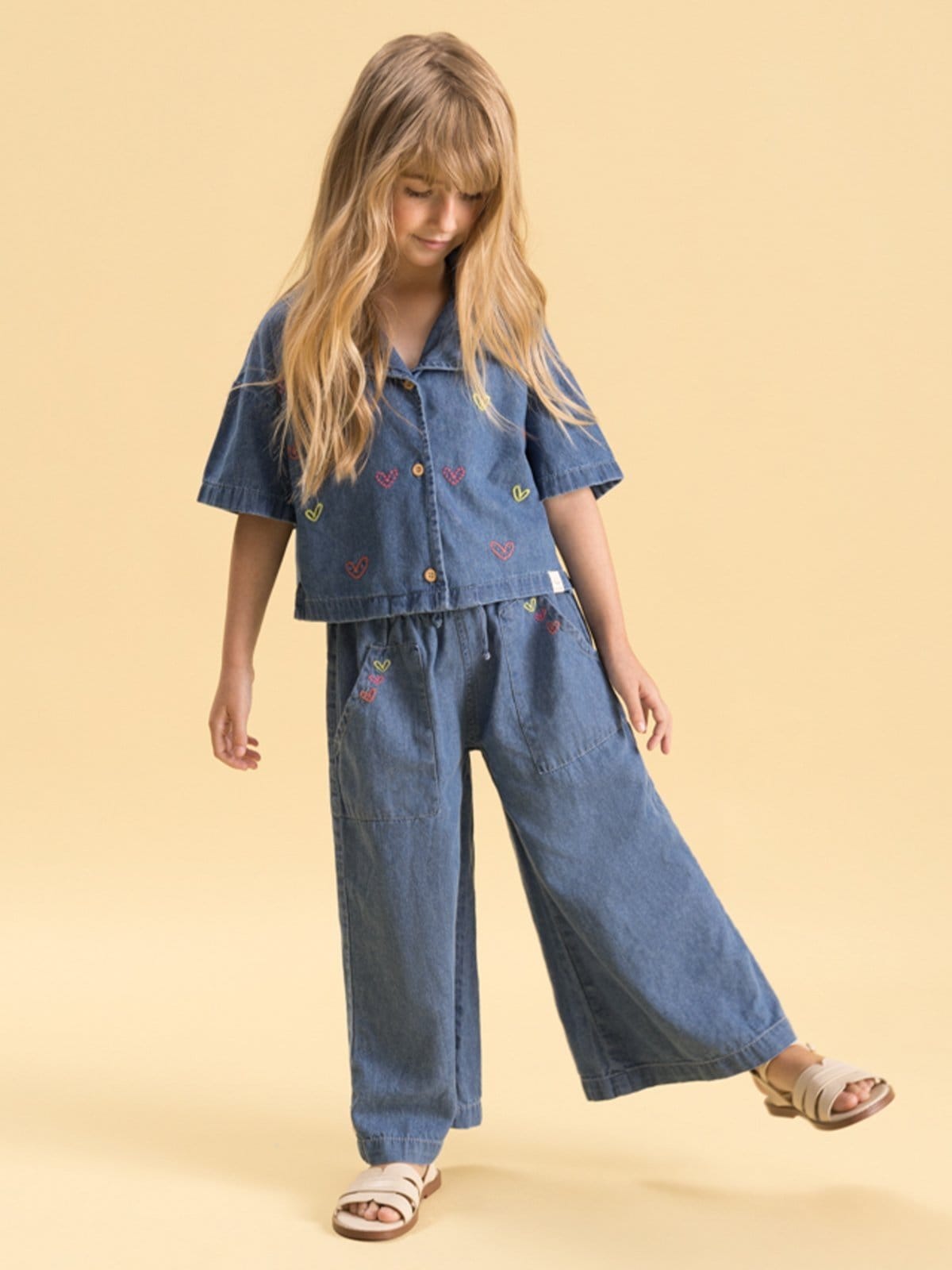 Calça Menina Bugbee Jeans Leve com Bordado