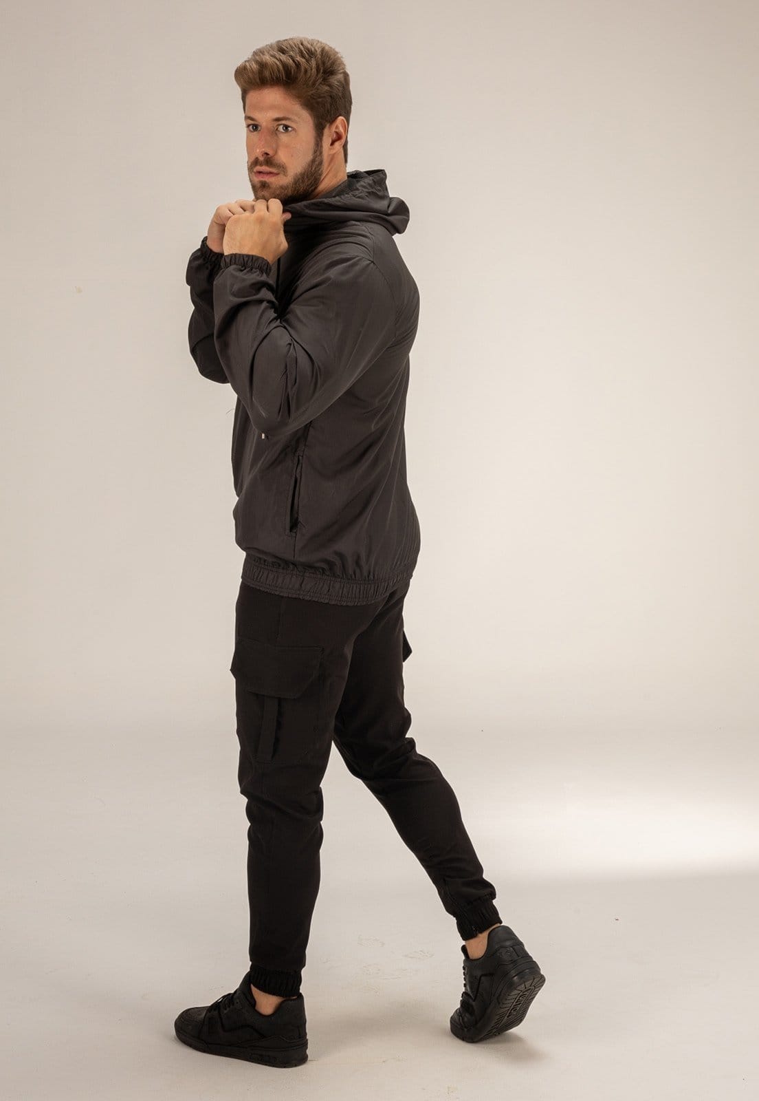 Vista 2 Corta Vento Masculino Classic Corrida Dulk preto