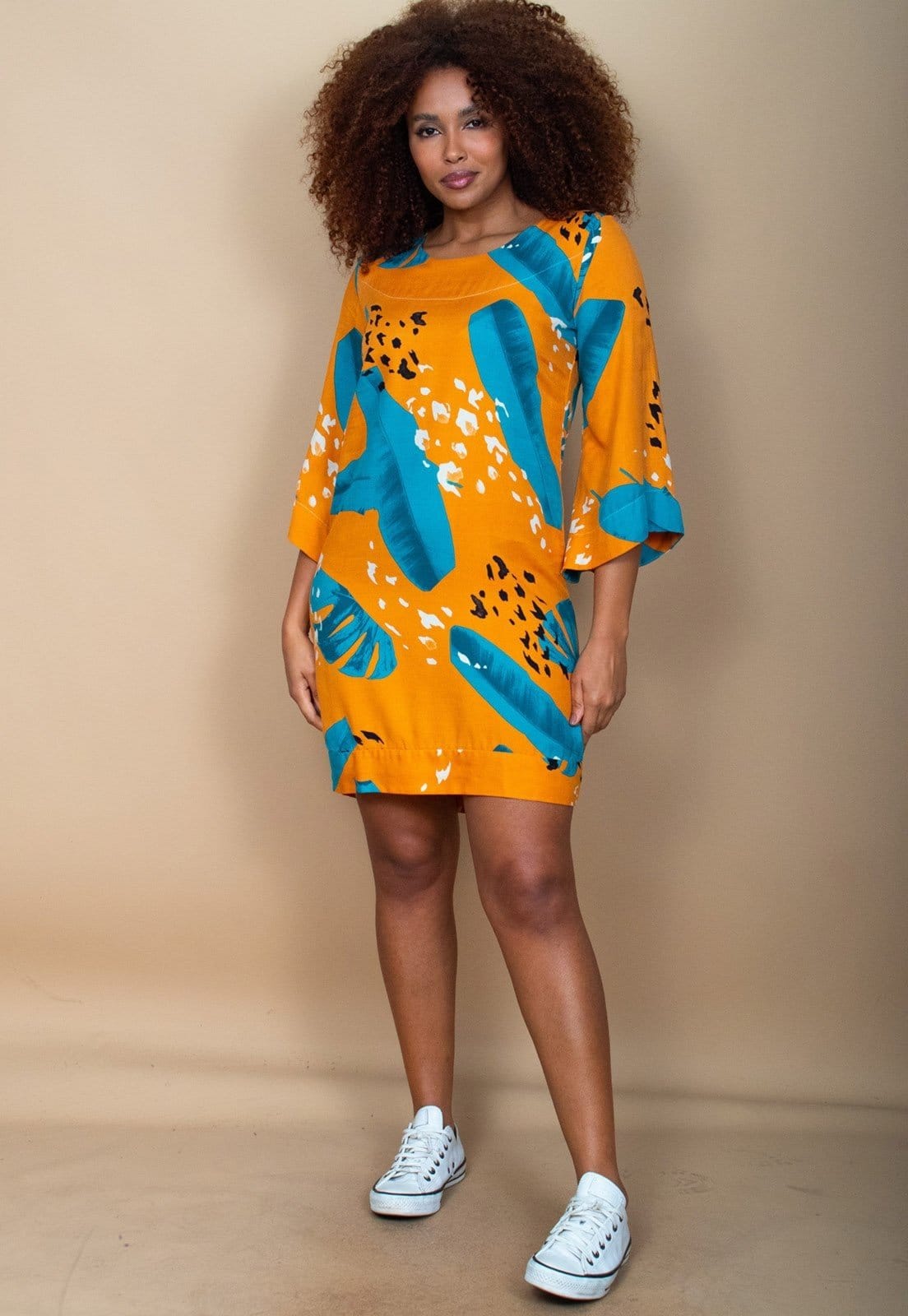 Vestido Curto Cabanafree Balli Manga Ampla Estampa Aurora Botânica