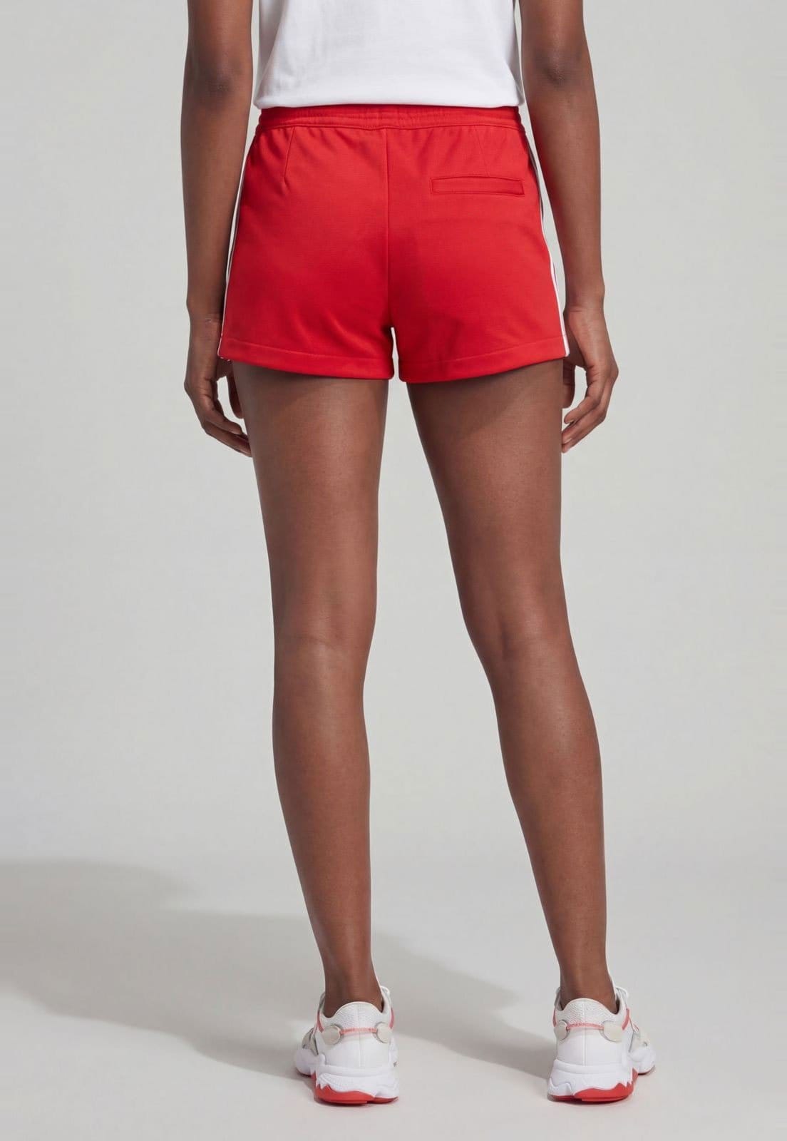 Vista 2 Shorts Feminino adidas Originals Classics adidas Originals vermelho