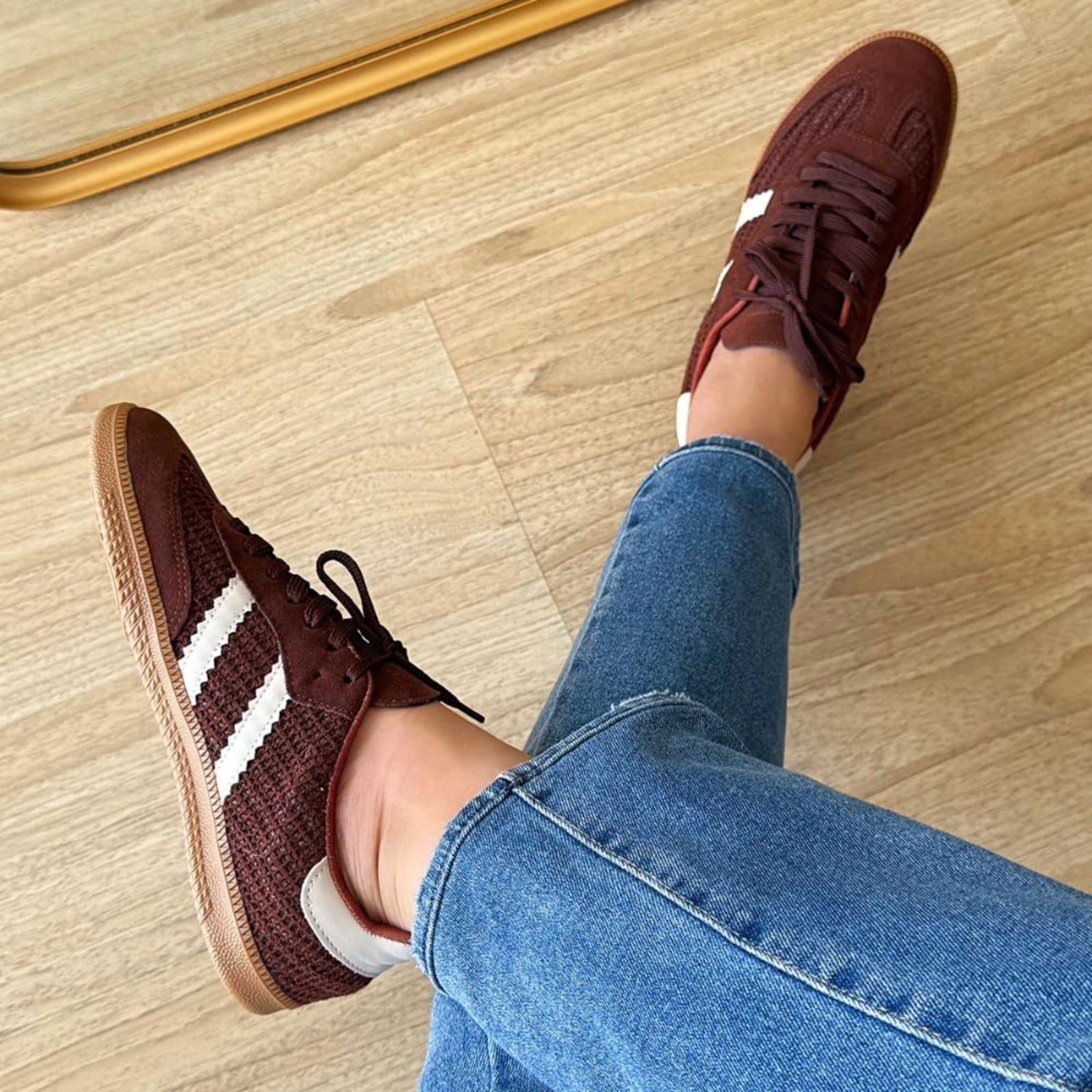 Vista 2 Manu - Tênis Feminino Crochê Damannu Shoes marrom