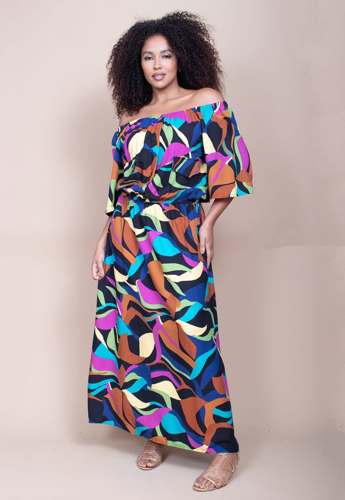 Vestido Midi Cabanafree Ciganinha Viscose com Lapela Estampa Aurora Urbana