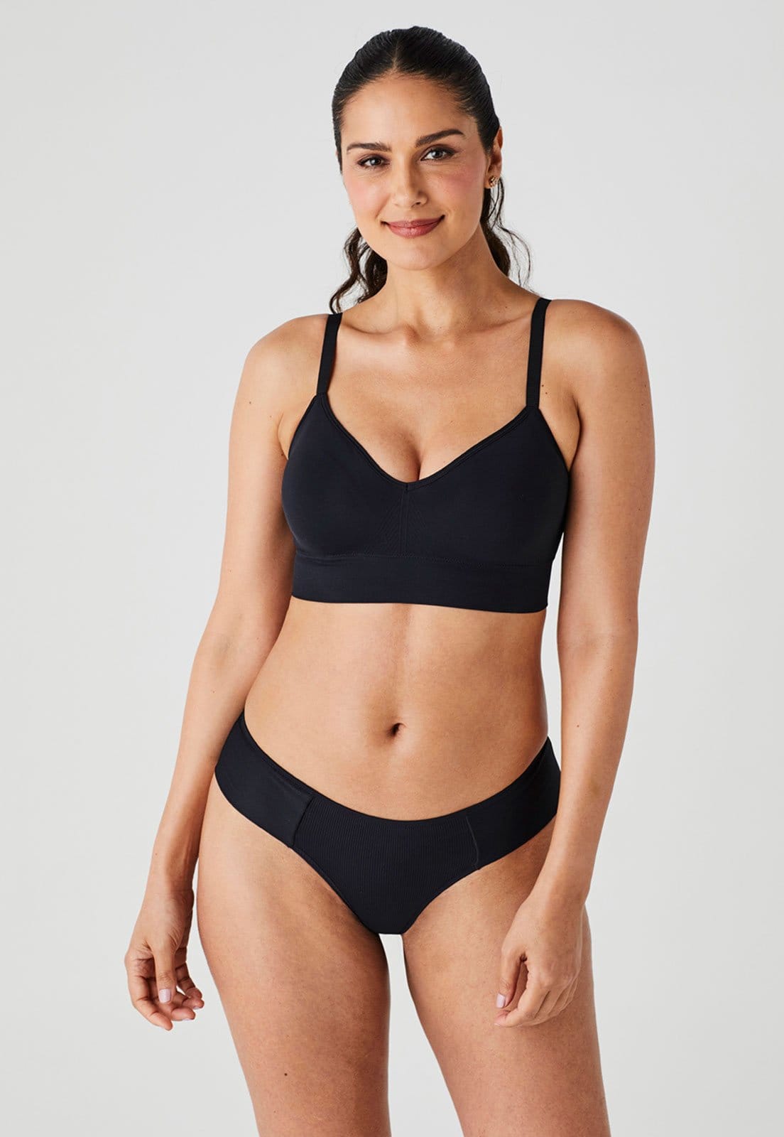 Vista 2 Sutiã Liz Sutop com Bojo Sem Aro Liz preto