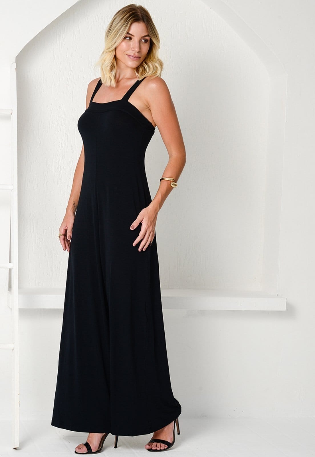 Vista 2 Macacão Pantalona com Alças édias B’Bonnie Rafaela B'Bonnie preto