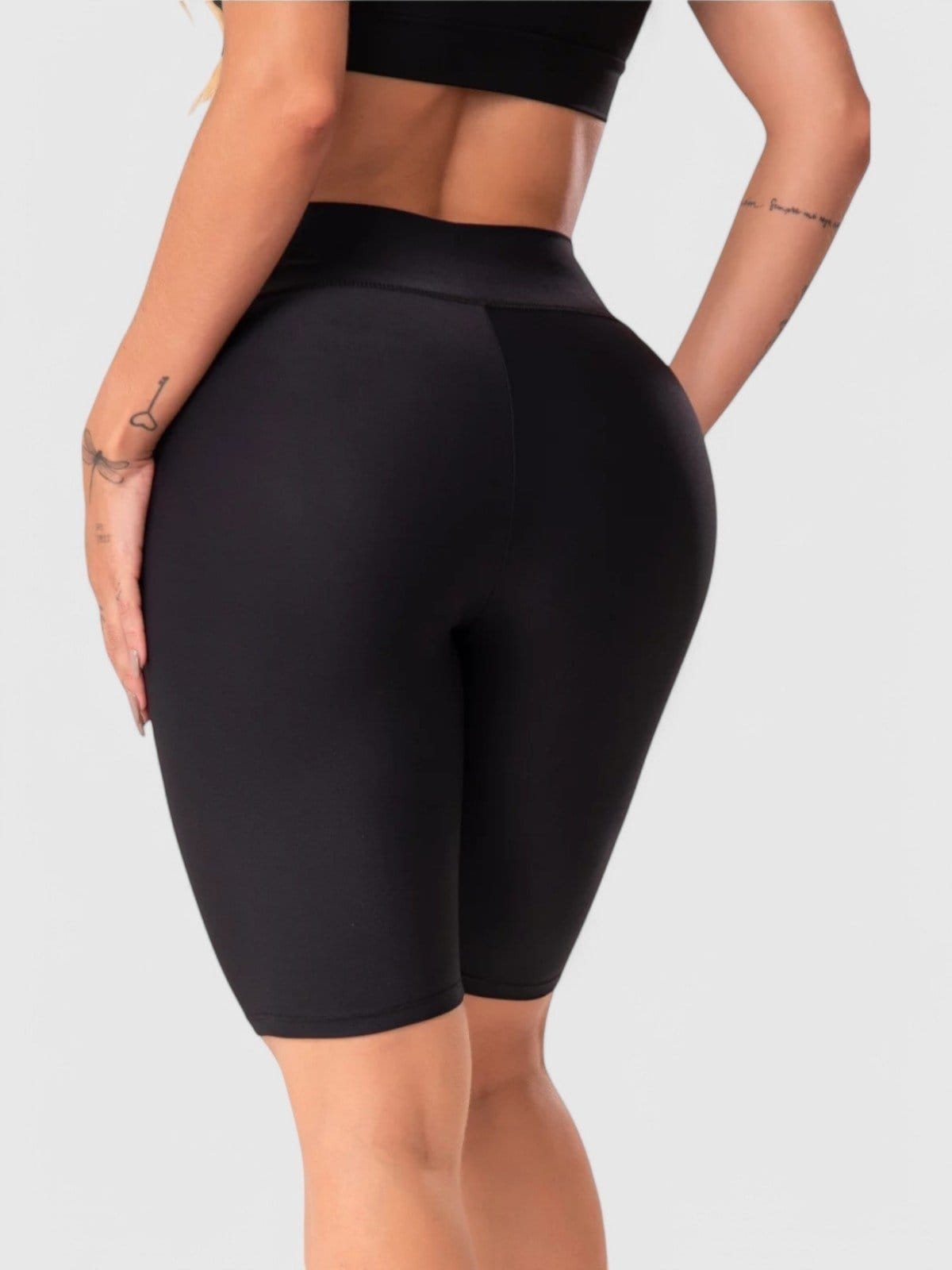 Vista 2 Bermuda D Bell Outlet Fashion Cós Alto Esportiva Fitness Premium Preta D BELL OUTLET FASHION preto