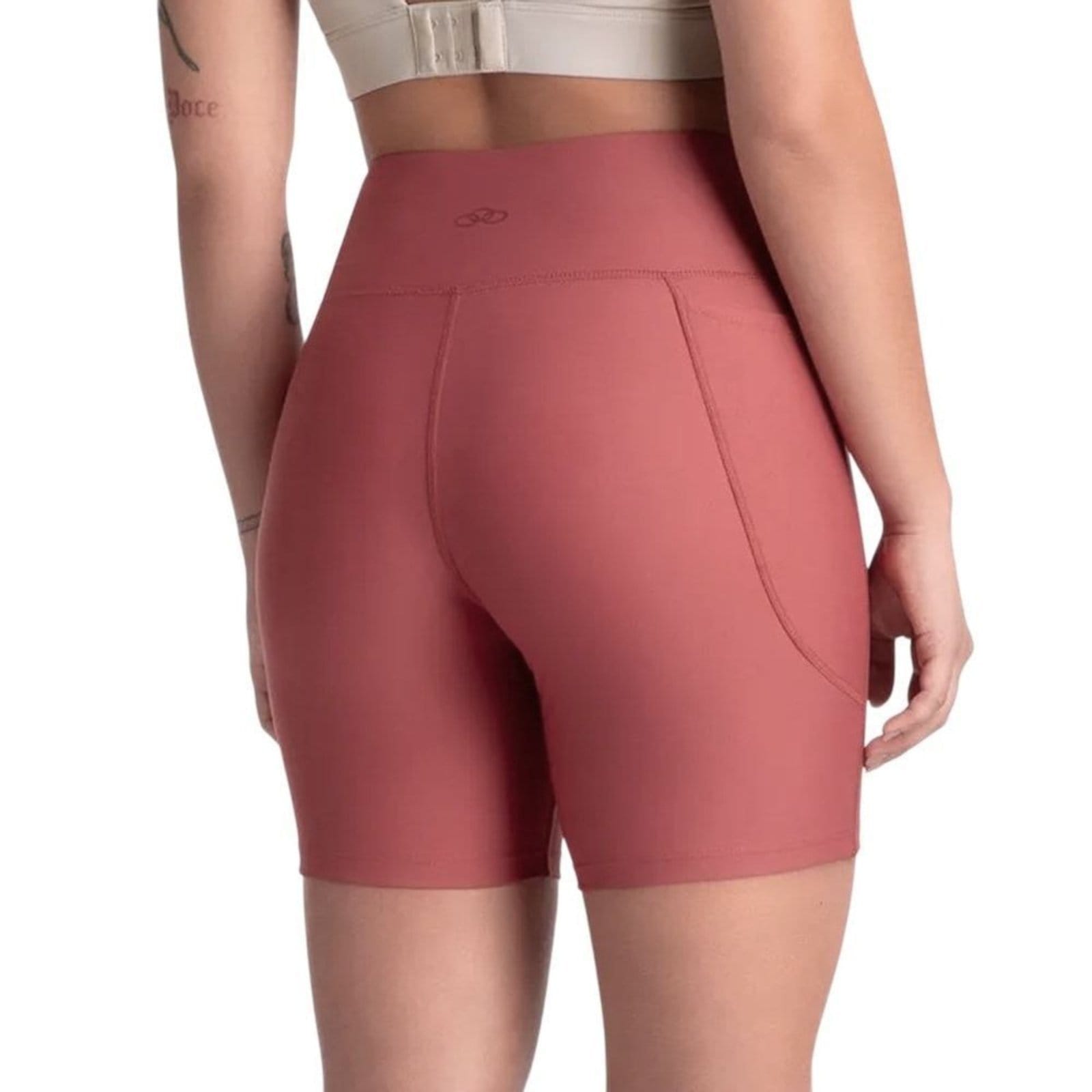 Vista 2 Bermuda Olympikus Essential 2.0 6 Feminina OLYMPIKUS vermelho