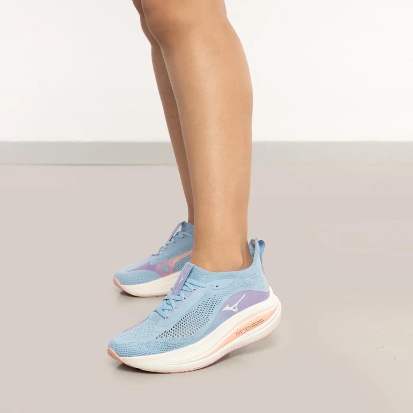 Tênis Mizuno Neo Aura Knit Feminino