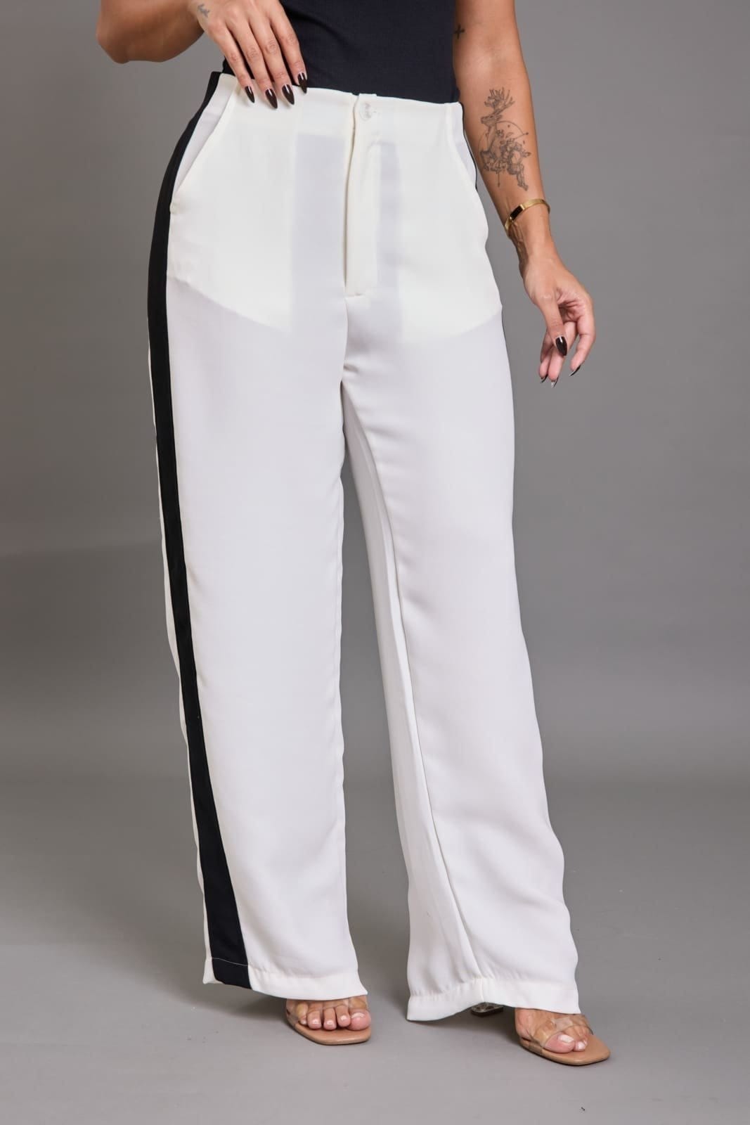 Calça Pantalona Lemier com Faixa Lateral Cintura Alta Off-White