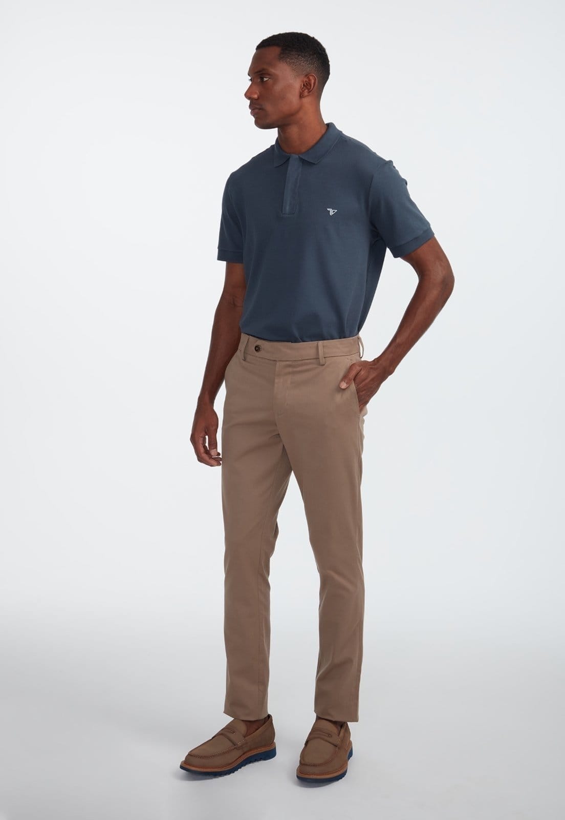 Vista 2 Calça Traymon Skinny Algodão Egípcio Kaki Medio Traymon cáqui kaki