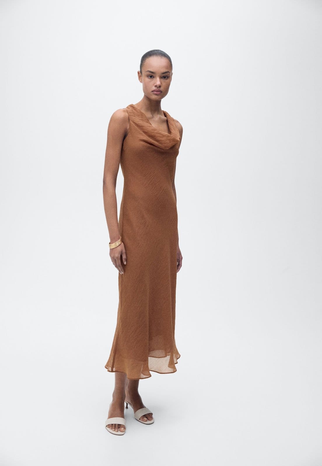 Vestido Mango Midi Decote Degagê