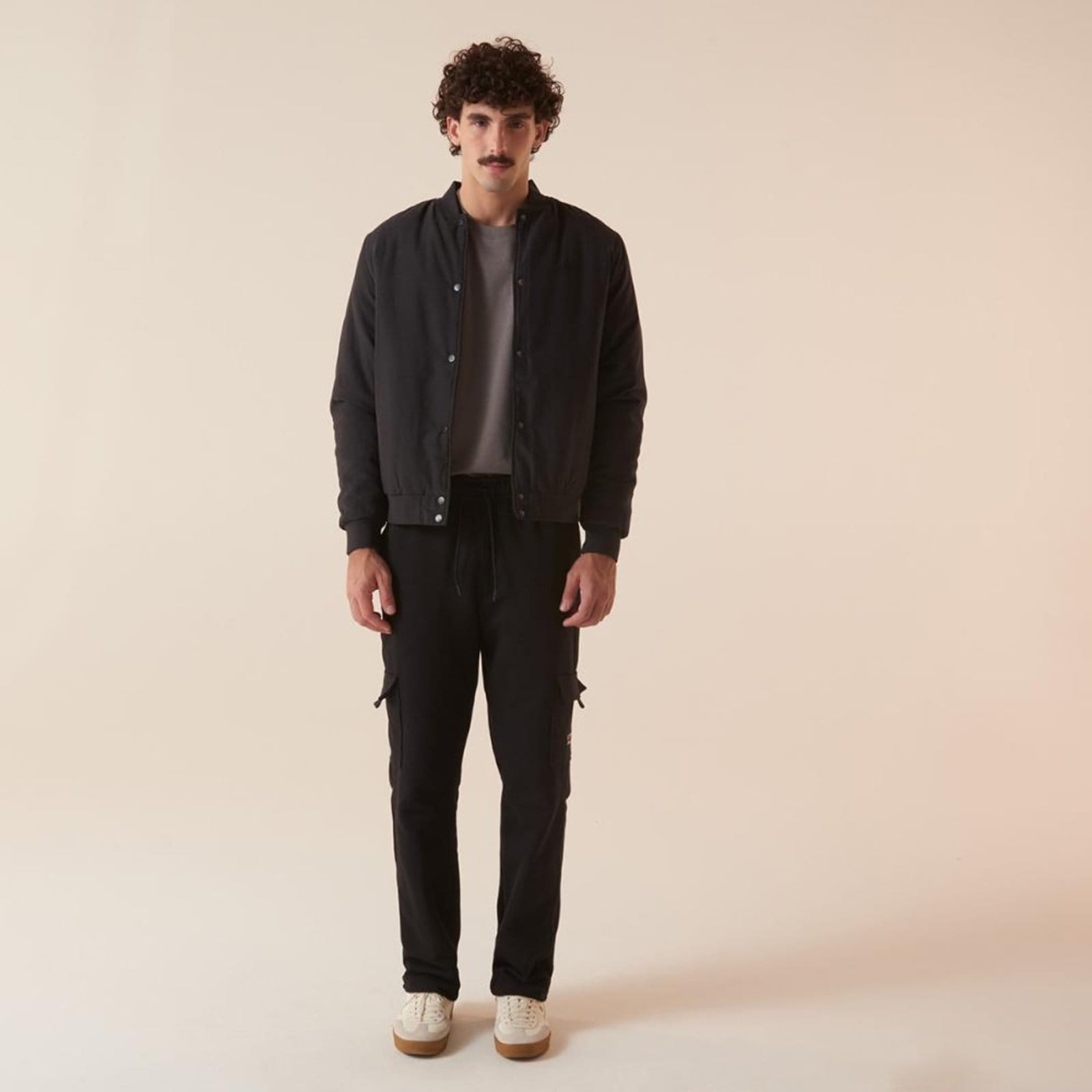 Vista 2 Jaqueta Fila Bomber Masculina Fila incolor