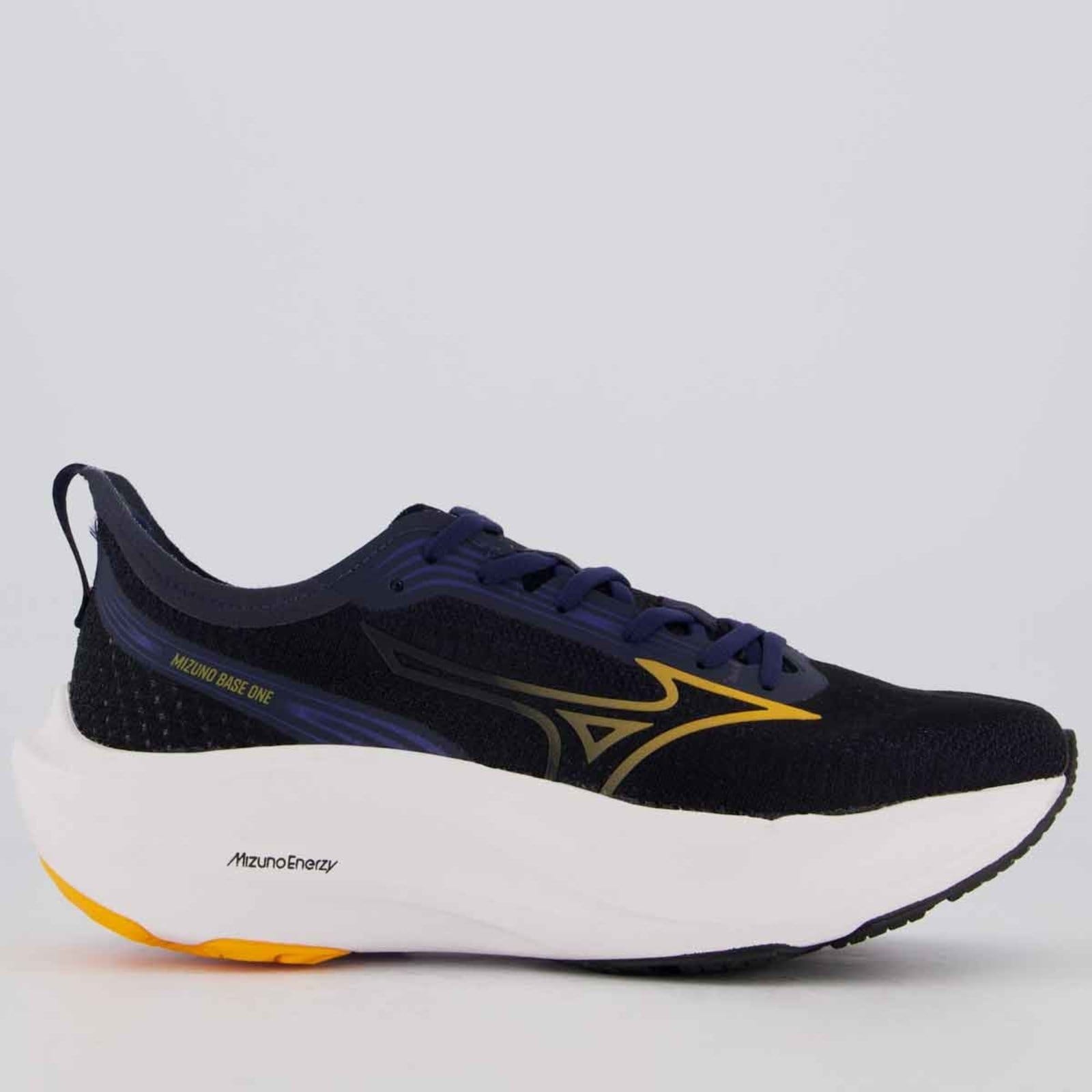Tênis Mizuno Base One