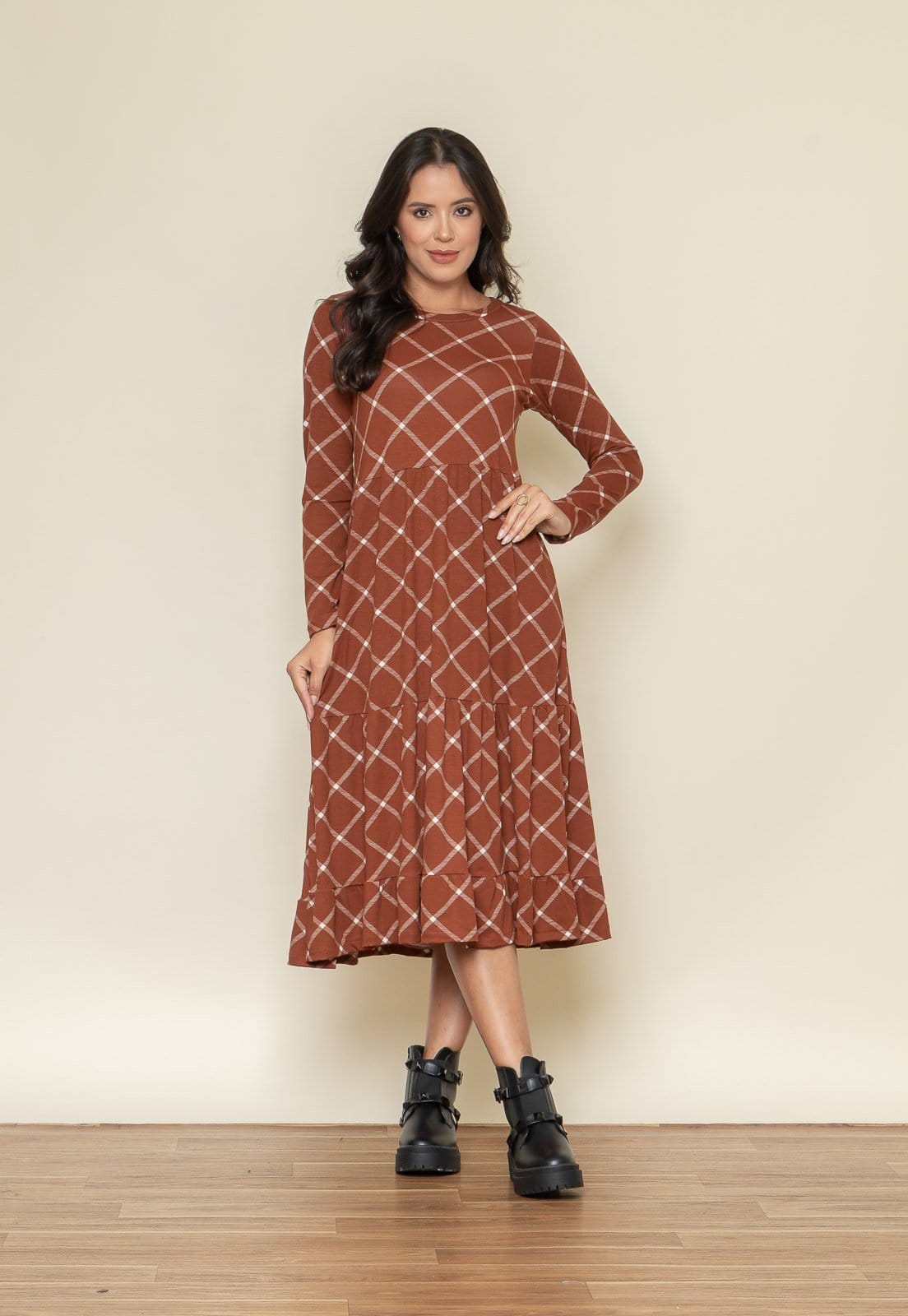 Vestido Aura Núbia Manga Longa Xadrez Caramelo