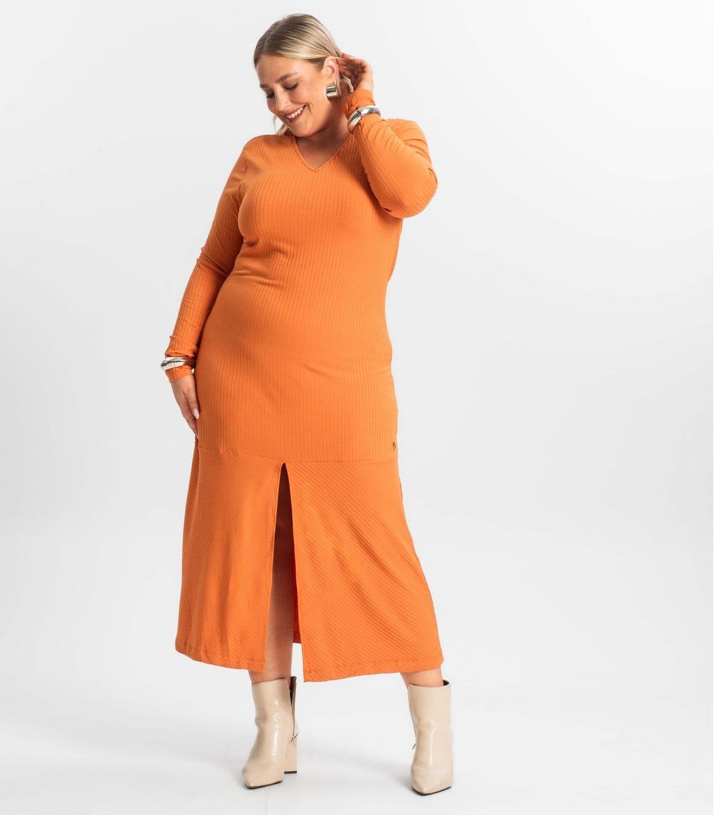 Vestido Midi Plus Size Manga Longa Secret Glam