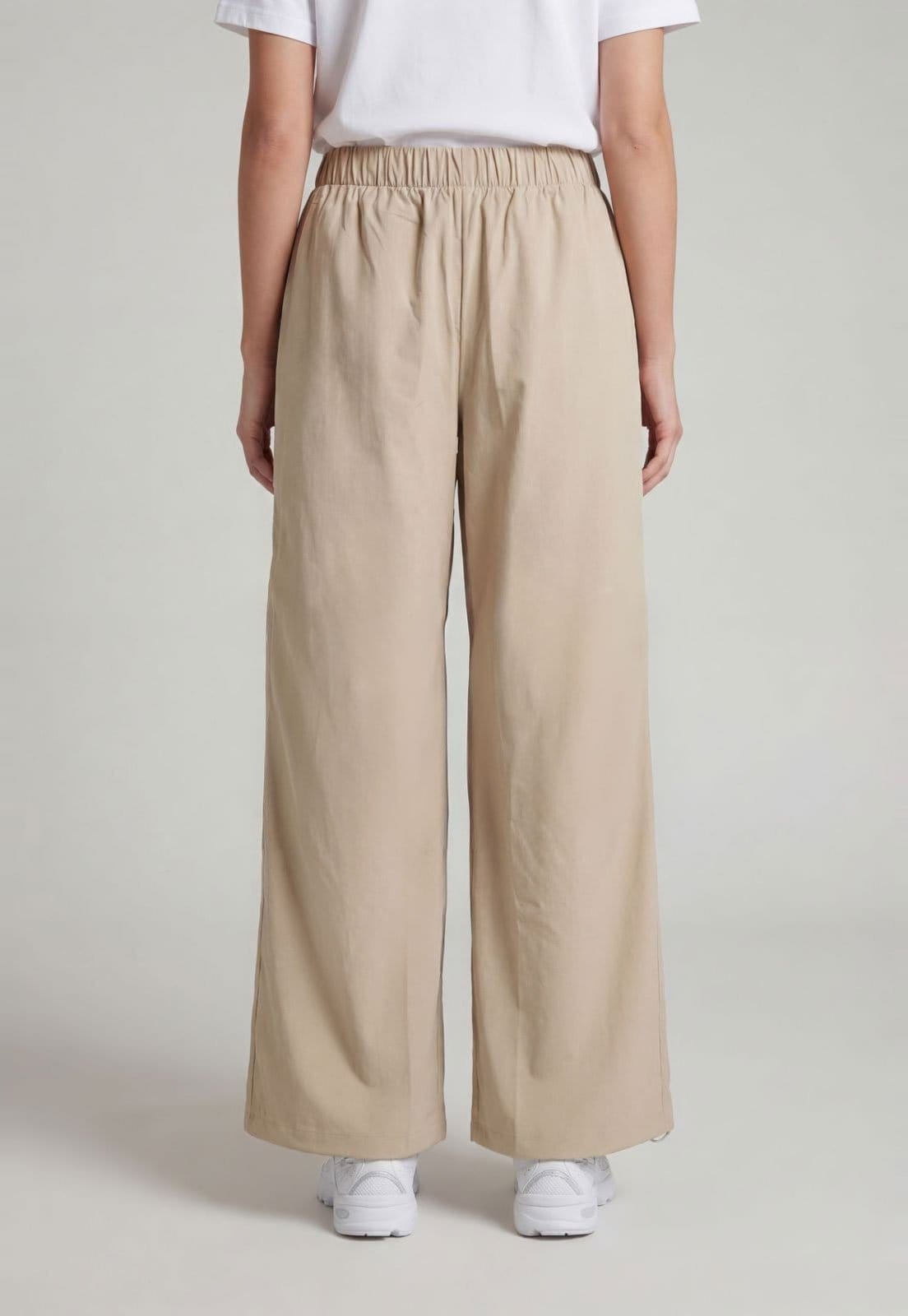 Vista 2 Calça Feminina adidas Originals ESS S Para adidas Originals bege