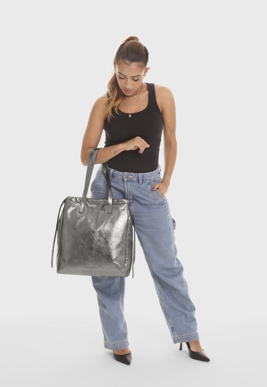 Vista 2 Bolsa Tote Couro Mariart Maxi Rosa Carbono Mariart grafite rosa