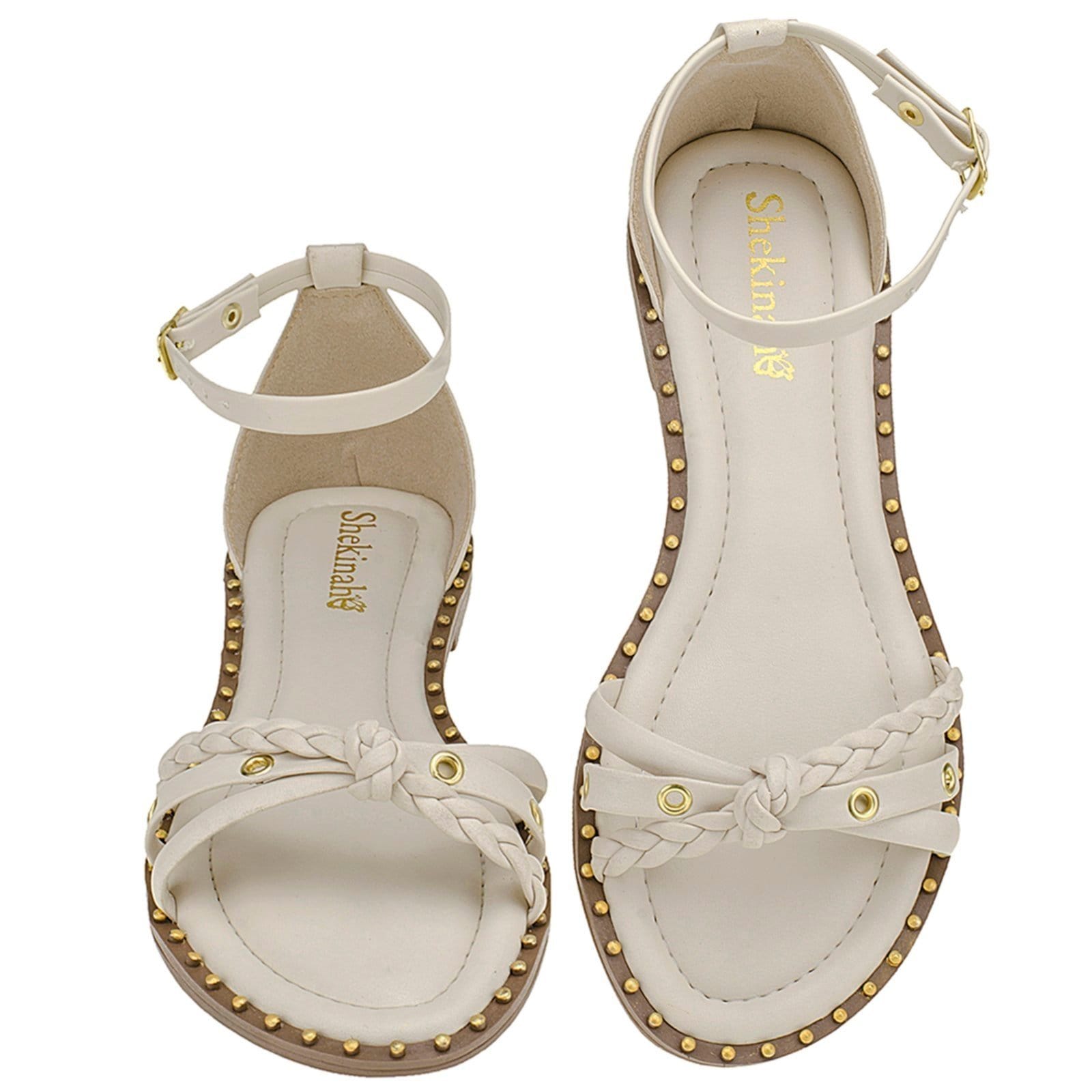 Sandália Feminina Rasteira Rasteirinha Shekinah Tiras Trança Sola Tacha Cravo Cravejada Moda Leve Off White