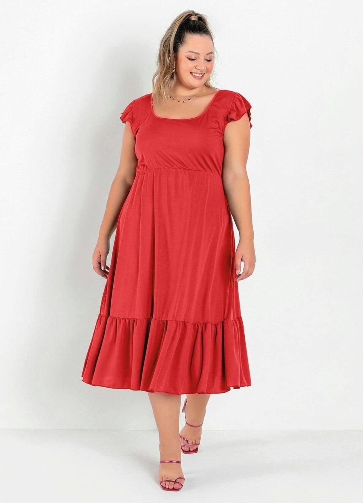 Vestido Midi Com Franzidos Plus Size