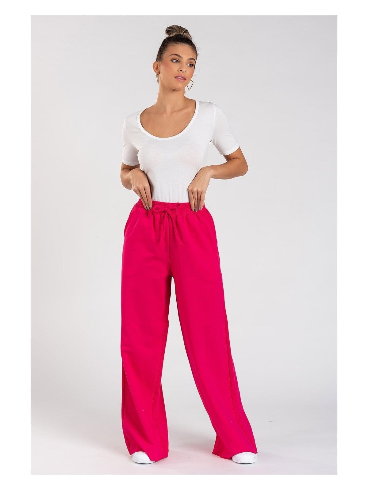 Vista 2 Calça Moletinho Wide Leg Tai Feminina Meu Jeans pink