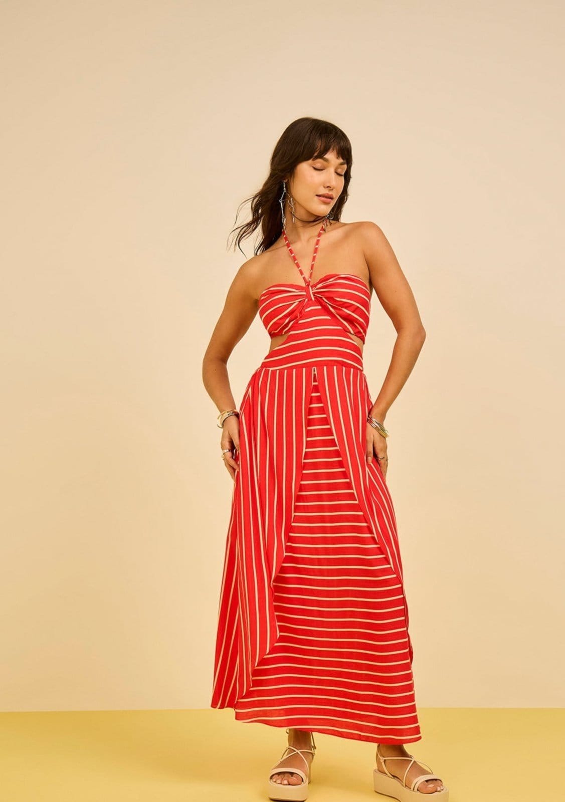 Vestido Zinco Solto Decote V Sem Manga Midi