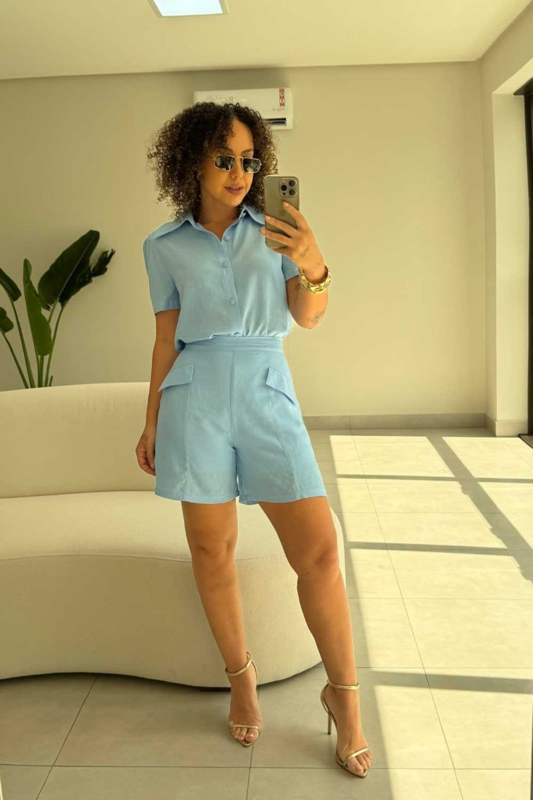 Vista 2 Bermuda Vanibele Viscolinho Claro Vanibele azul