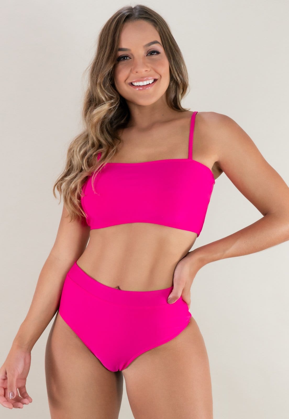 Biquíni MVB Modas Top Faixa Hot Pants Cintura Alta