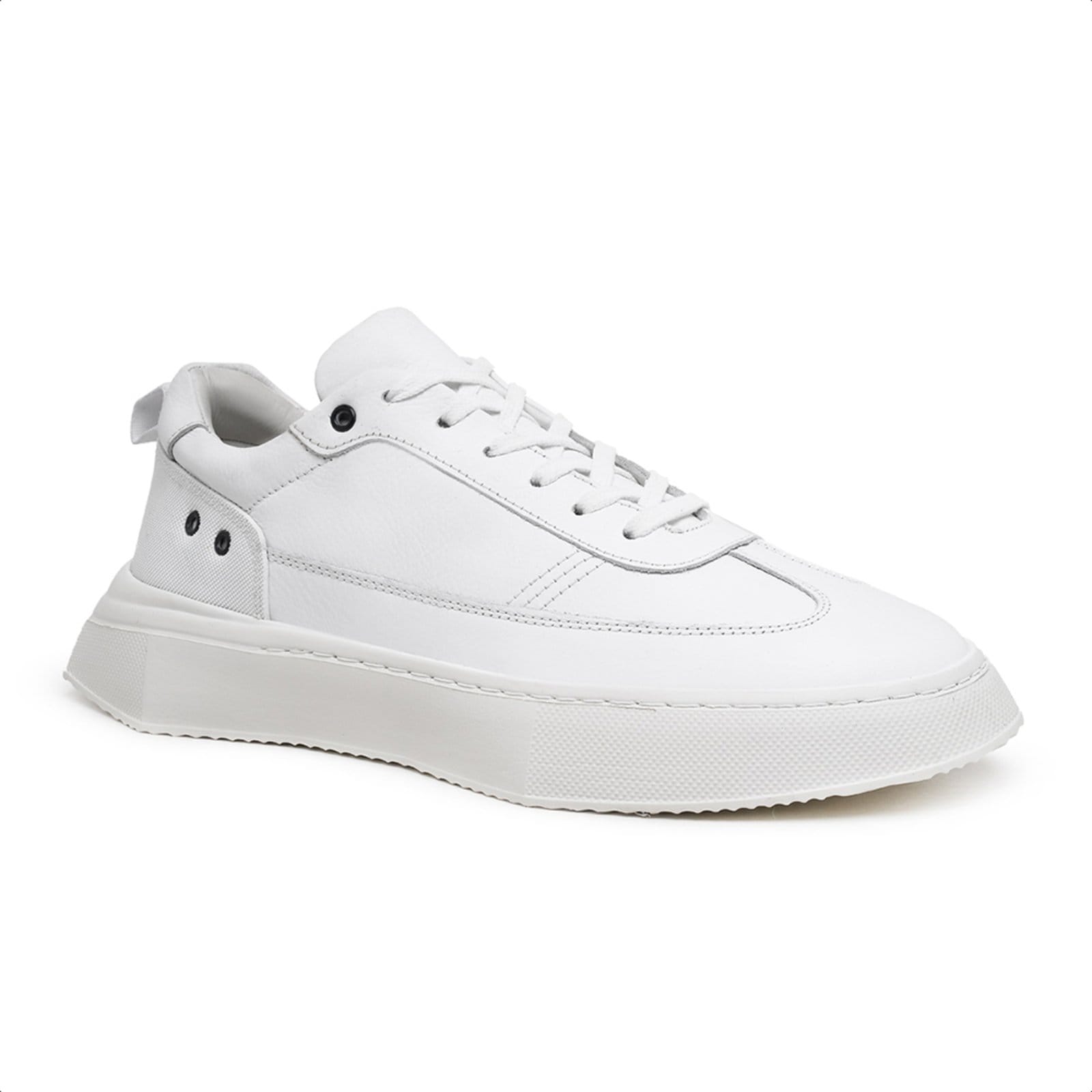 Tênis Casual em Couro Branco Malbork com sola de Borracha 030035OW