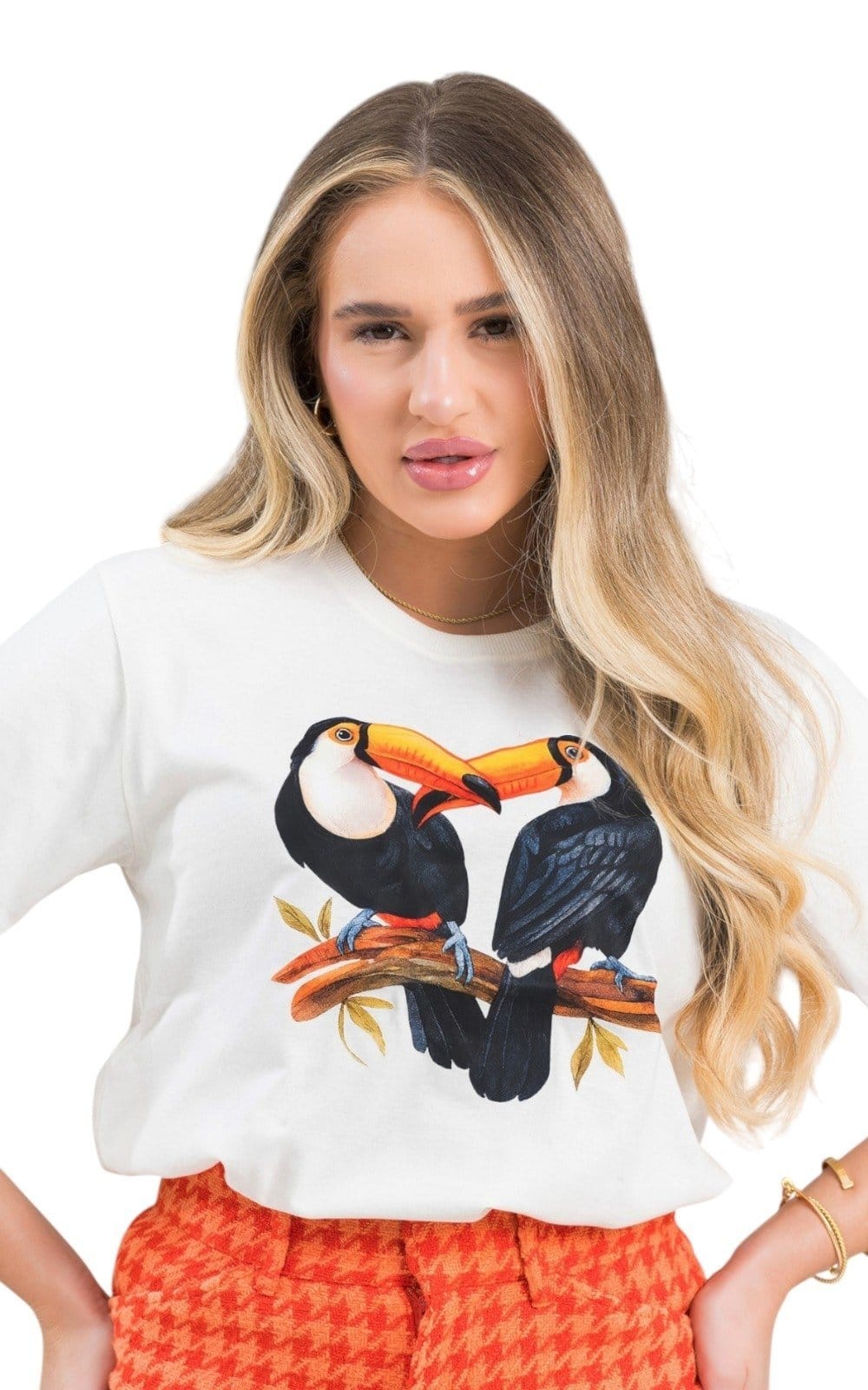 Vista 2 Camiseta Feminina Cianitas Off Estampa Tucanos Cianitas bege