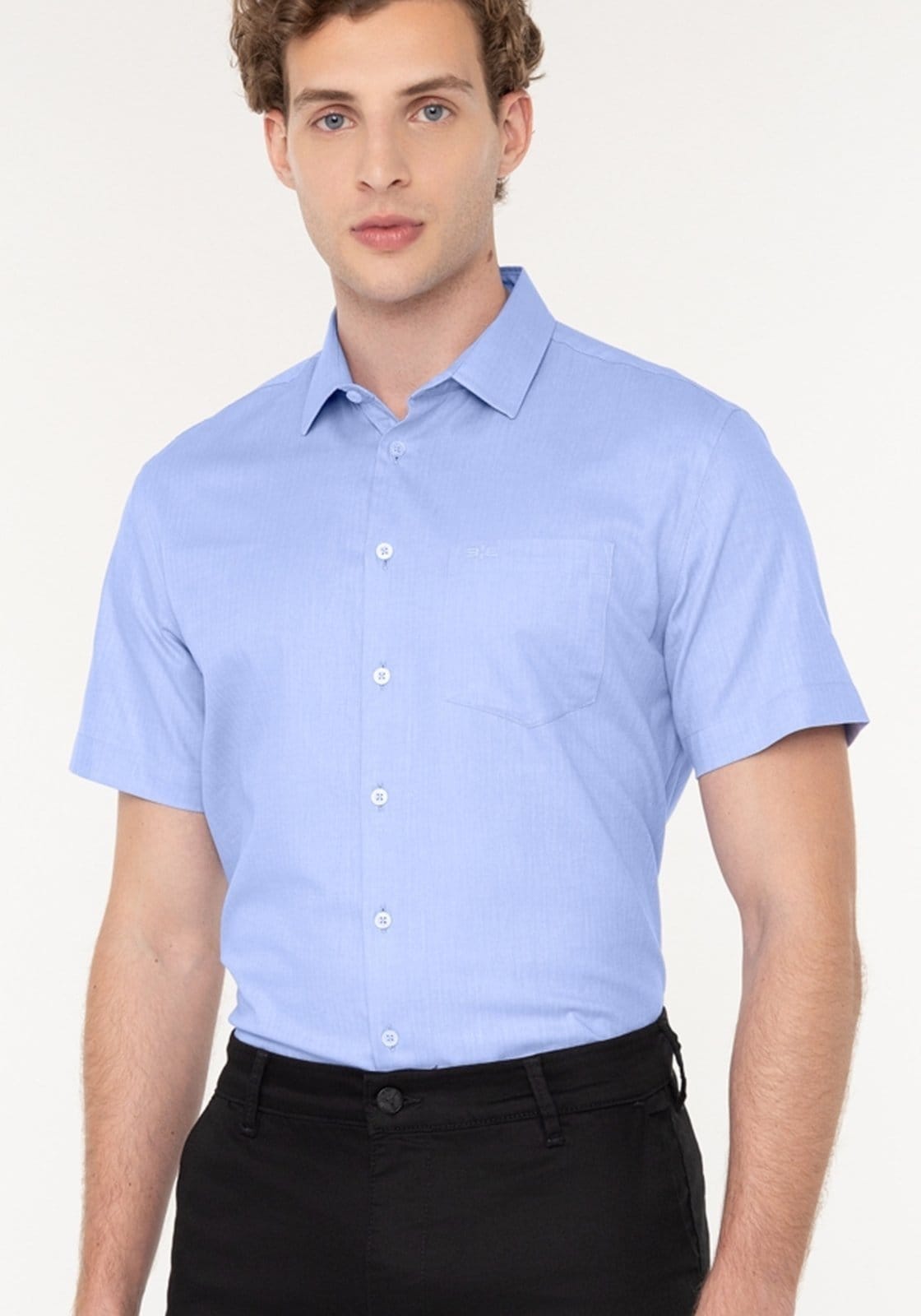 Camisa Comfort De Mangas Curtas Em Tecido Maquinetado