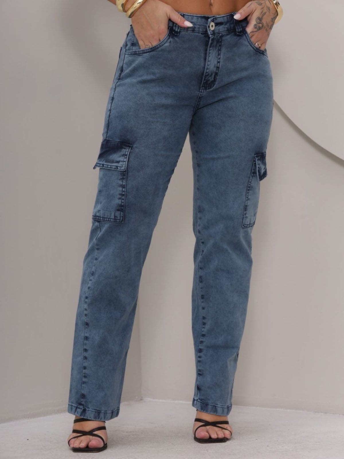 Vista 2 Calça Feminina Cargo Loka Manchada Jeans Loka azul/jeans