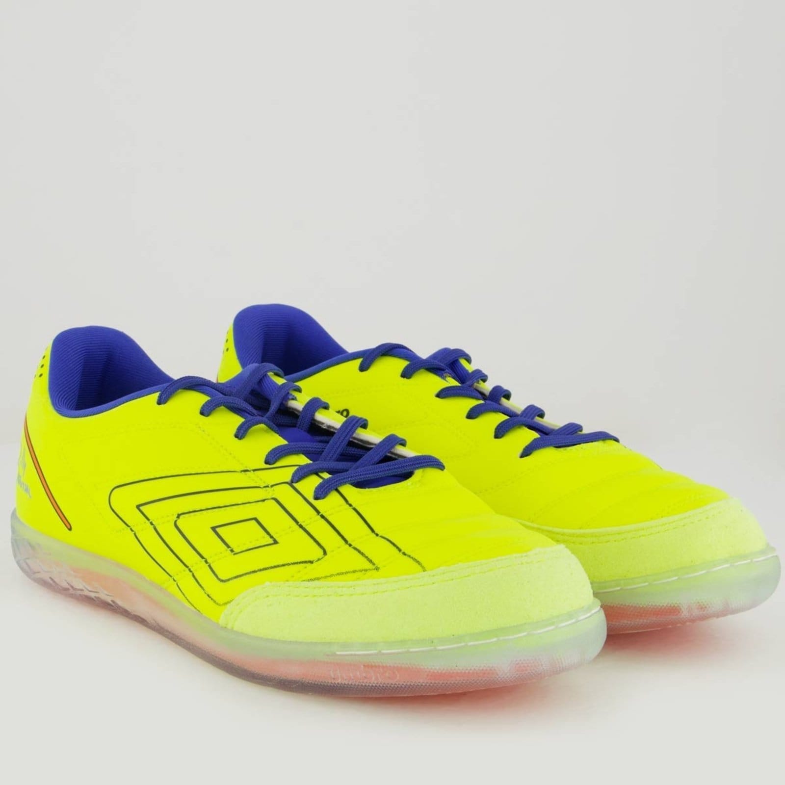 Vista 2 Chuteira Umbro BR Futsal e Azul Umbro verde