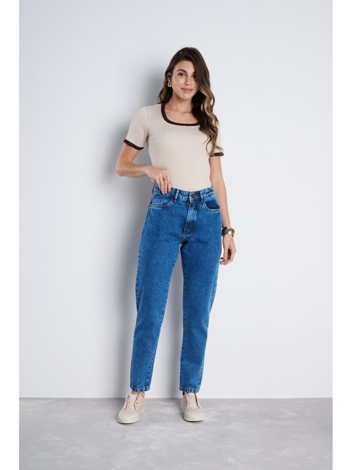 Vista 2 Calça Mom Marmorizada Cintura Alta Escuro NEW DENIM jeans