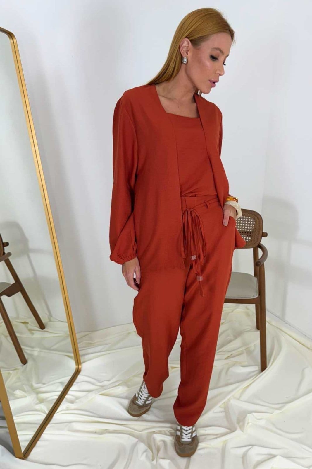 Vista 2 Cardigan Vanibele Crepe Terracota Vanibele caramelo