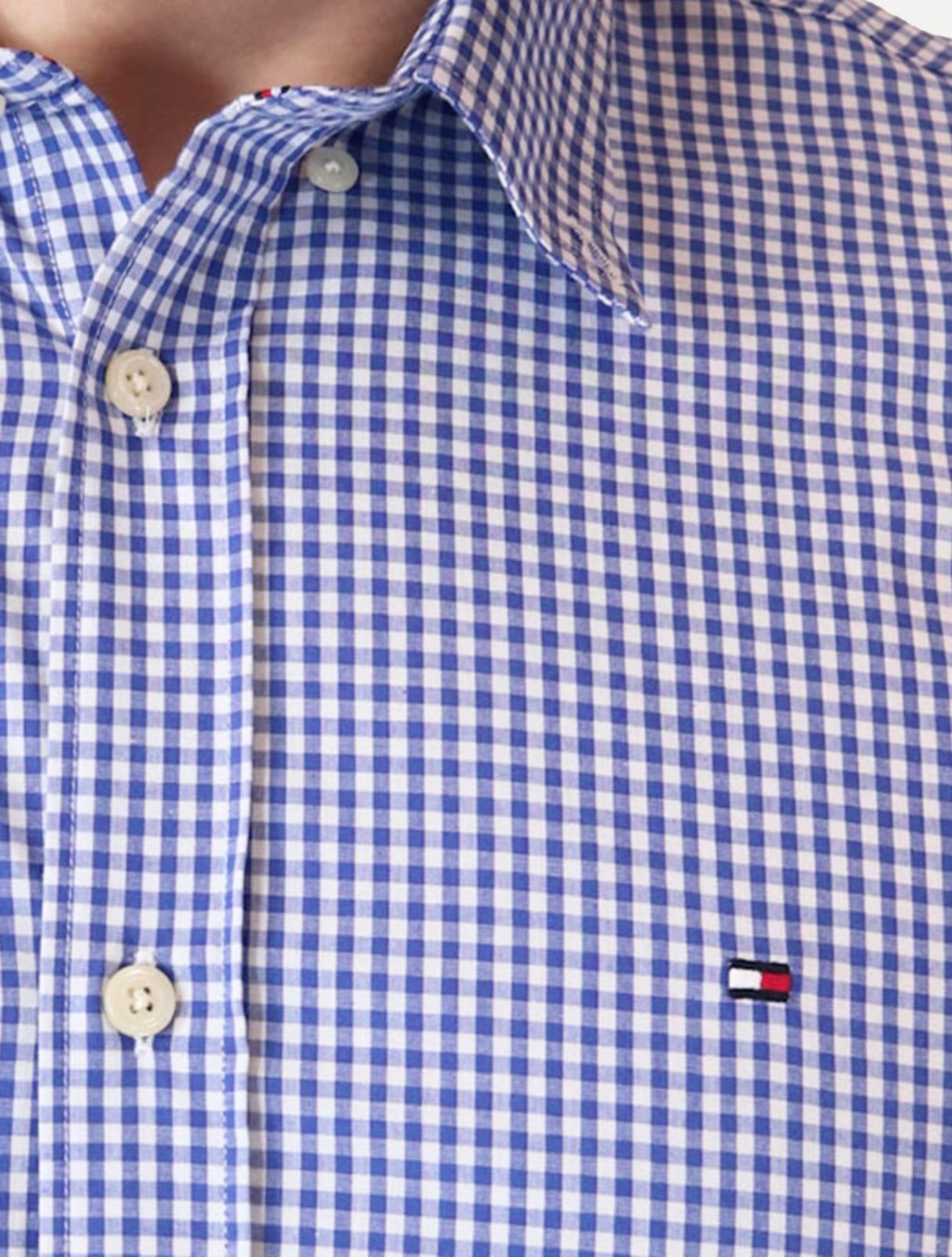 Vista 2 Camisa Tommy Hilfiger Masculina Xadrez Gingham Branca/Azul édio Tommy Hilfiger xadrez azul