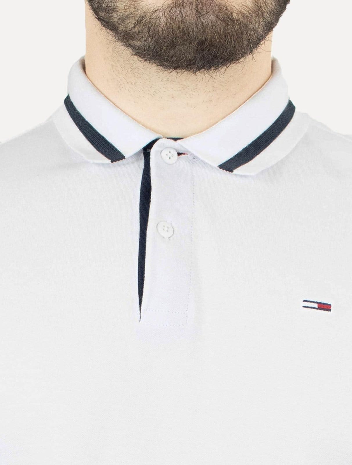Vista 2 Polo Tommy Jeans Masculina Piquet Neck Branded Branca Tommy Jeans branco