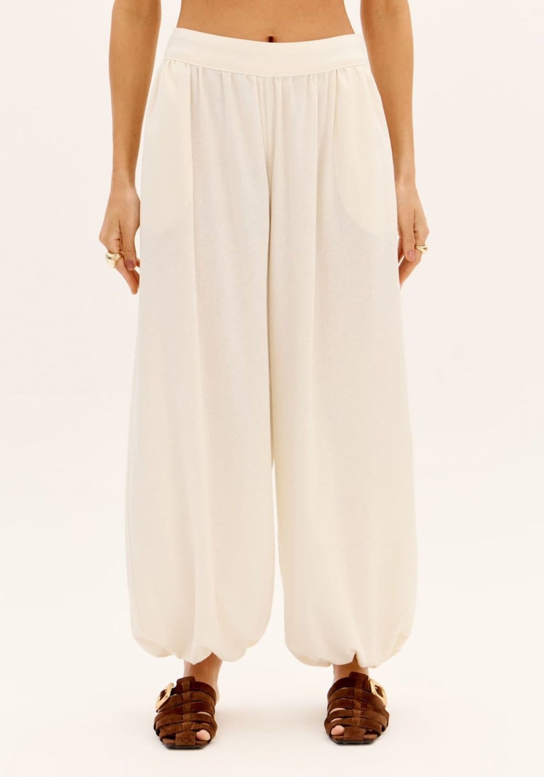 Vista 2 Calça Aladdin Com Hotpants Com Linho My Favorite Things branco