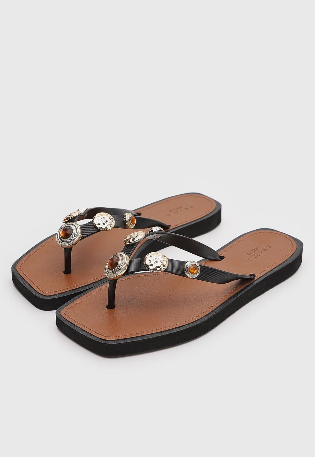 Vista 2 Chinelo Feminino Brizza Arezzo Pedrarias Brizza Arezzo preto