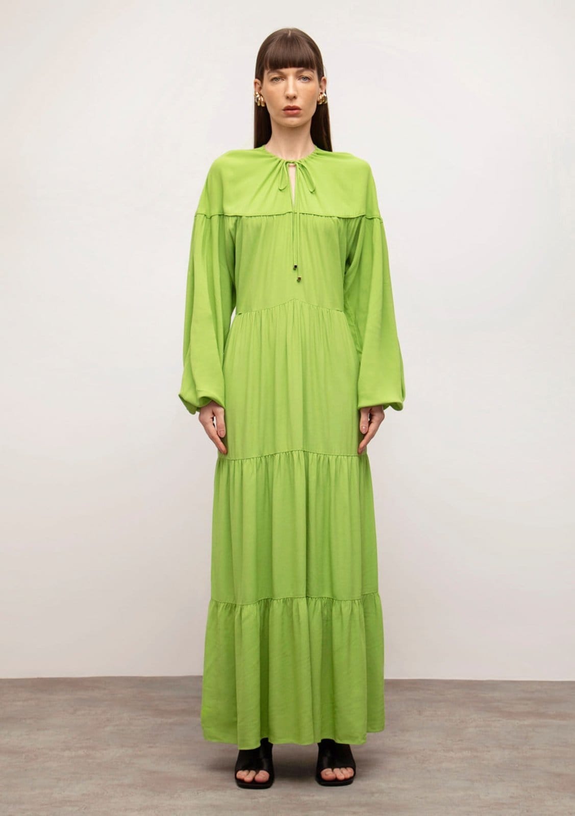 Vista 2 Vestido Iódice Solto Decote V Manga Longa Longo IÓDICE verde