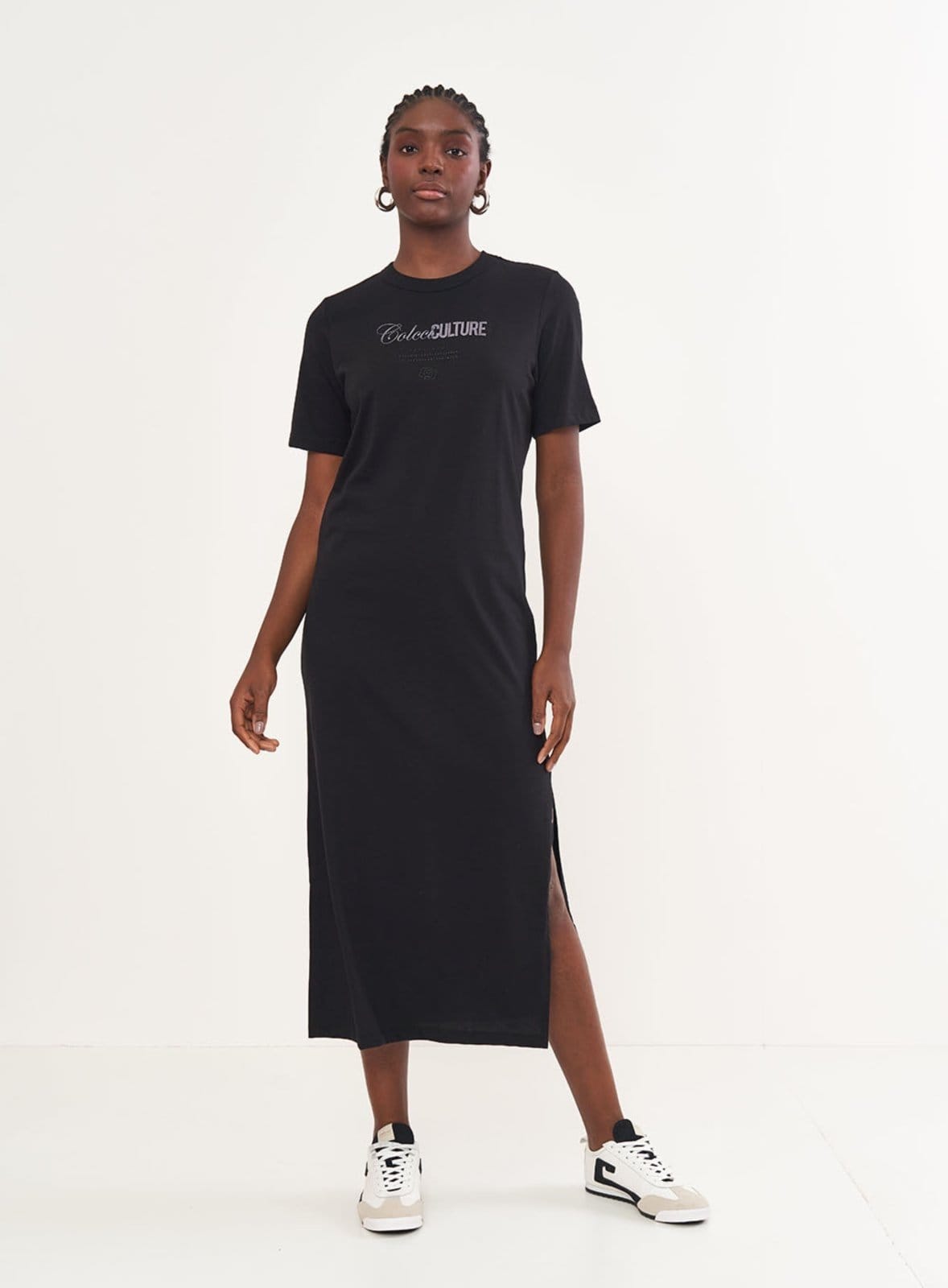 Vestido T-shirt Midi Com Estampa Frontal Colcci