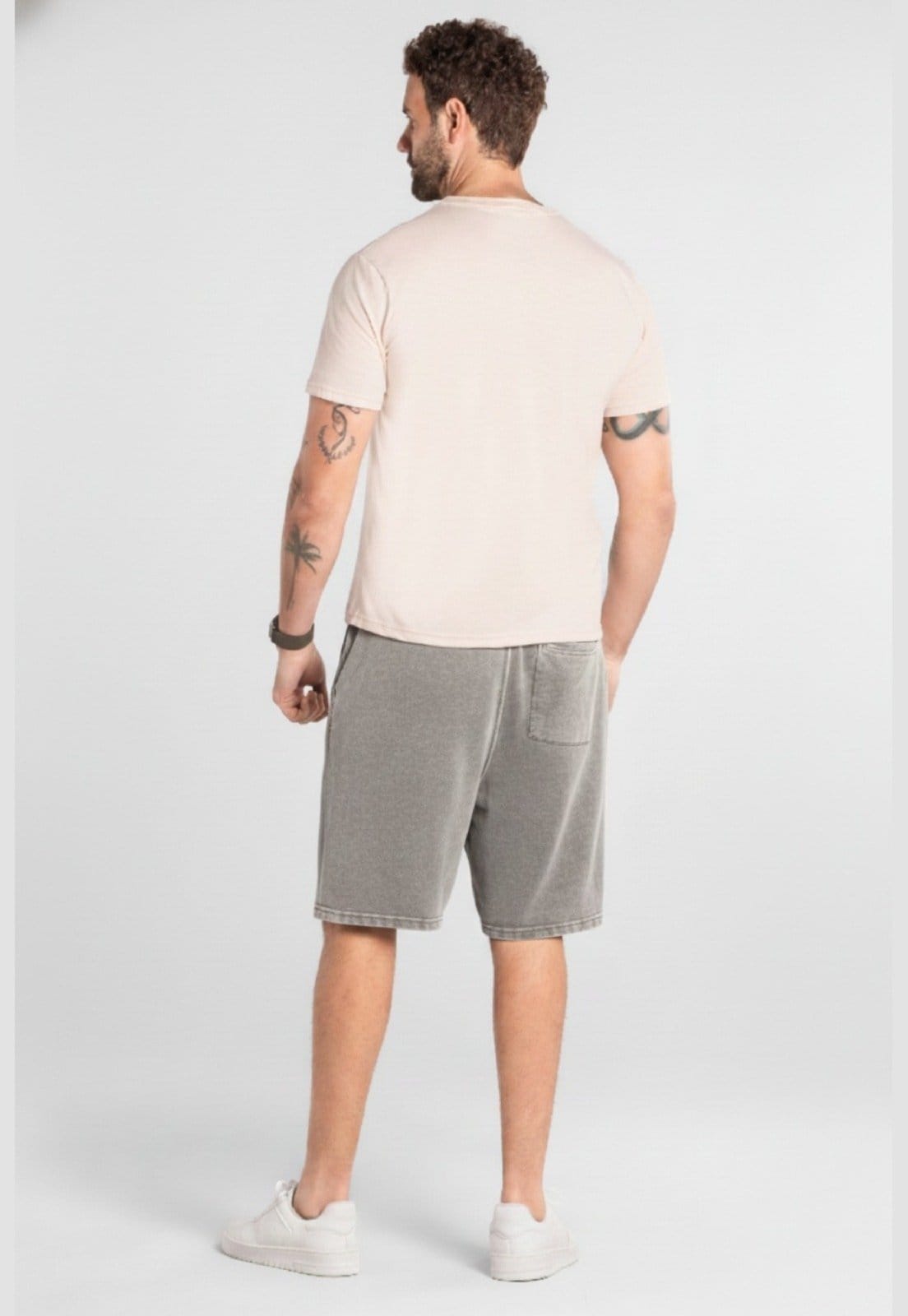 Vista 2 Bermuda Masculina Moletinho The Philippines The Philippines cinza