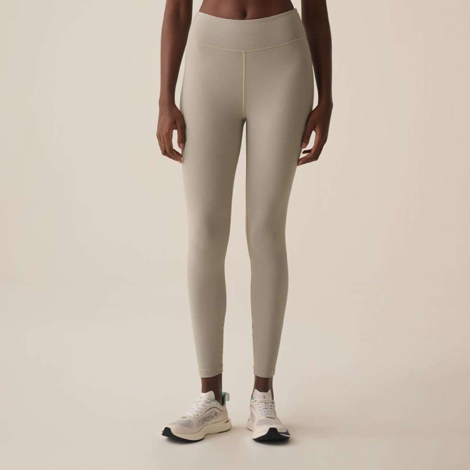 Vista 2 Legging Fila Flat Life II Feminina Fila incolor