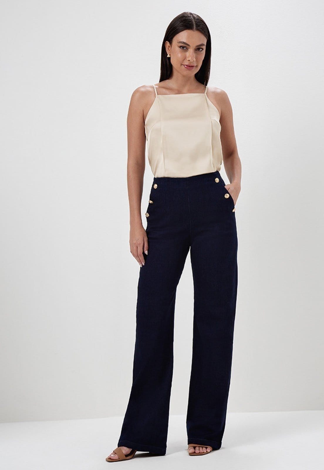 Calça Jeans Wide Leg com Botões de Brasão Azul Escuro Serena