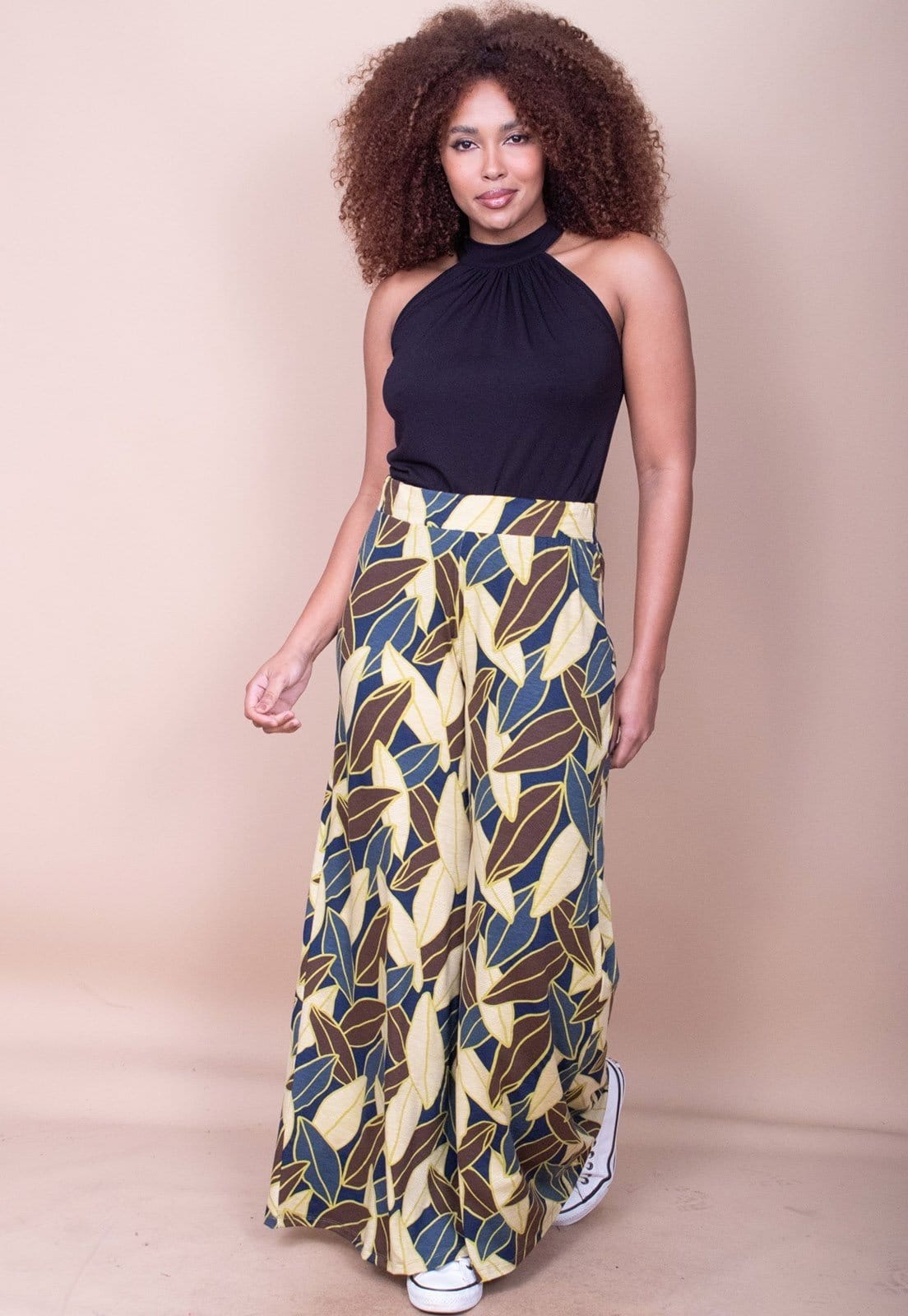 Vista 2 Calça Cabanafree Pantalona Granja Malha Estampa Folhas de Outono Cabanafree estampado/multicolorido/verde