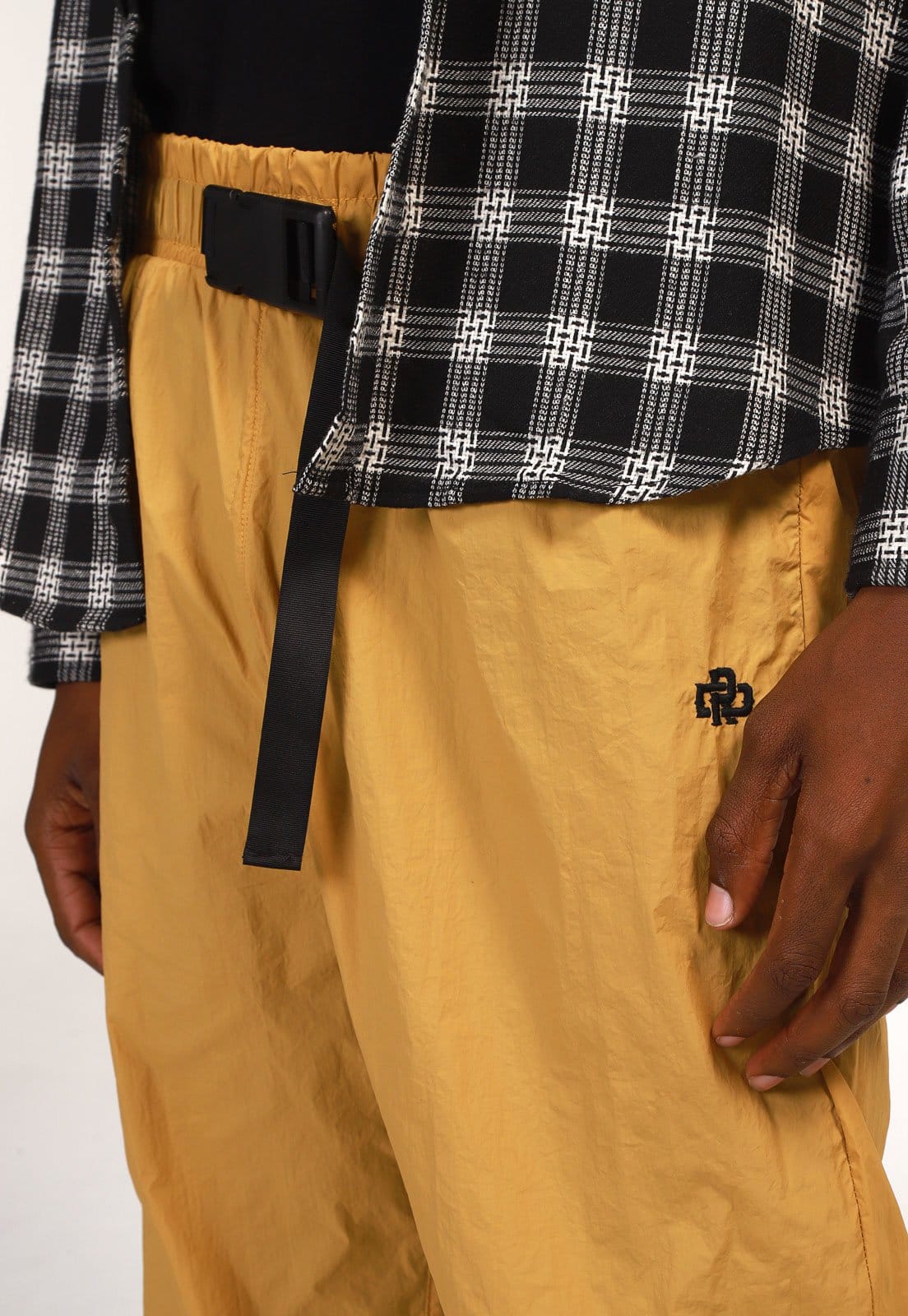 Vista 2 Calça Ride Skateboard Jogger Fivela Ride Skateboard bege