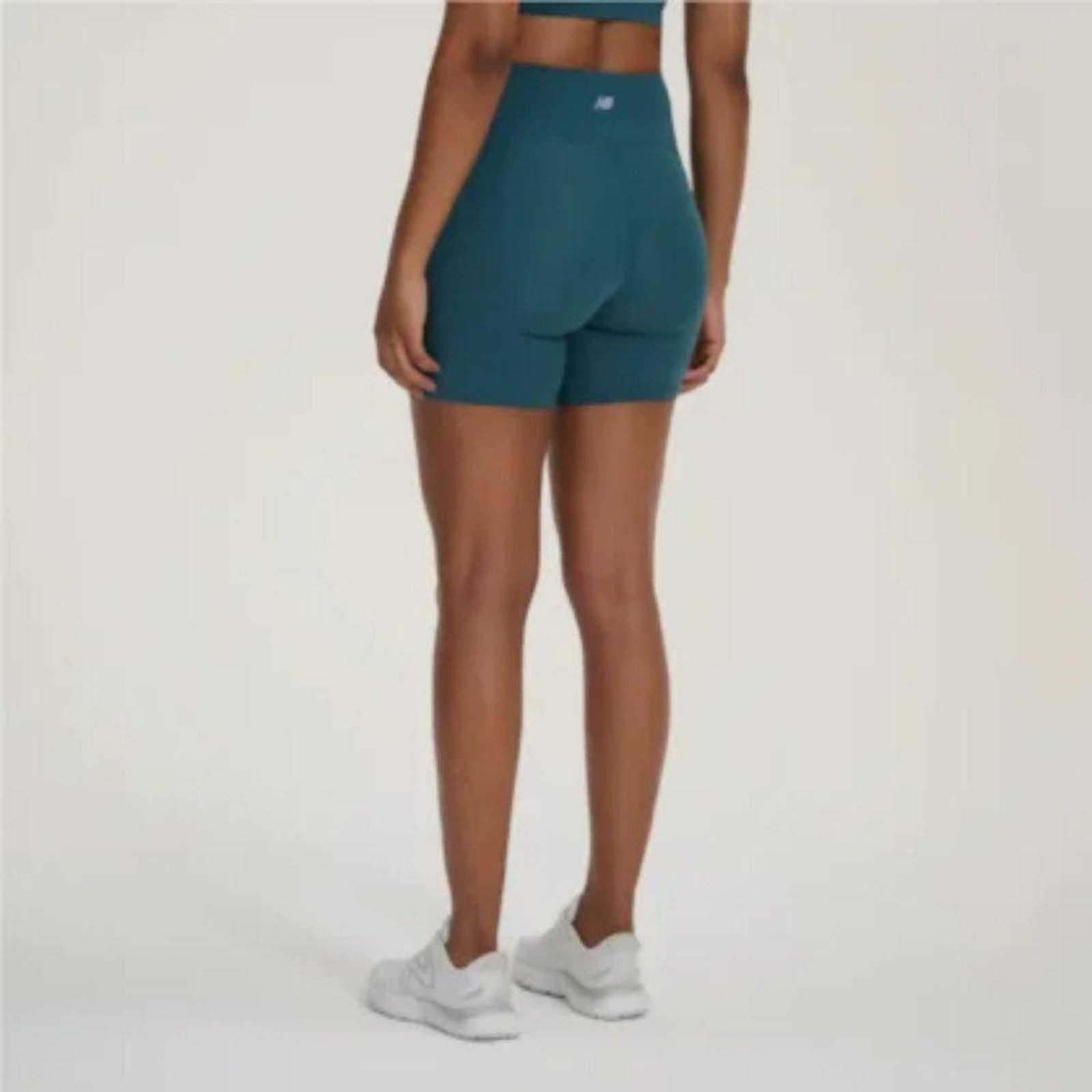 Vista 2 Bermuda Feminina New Balance Running Sleek 128127 Preto P New Balance verde