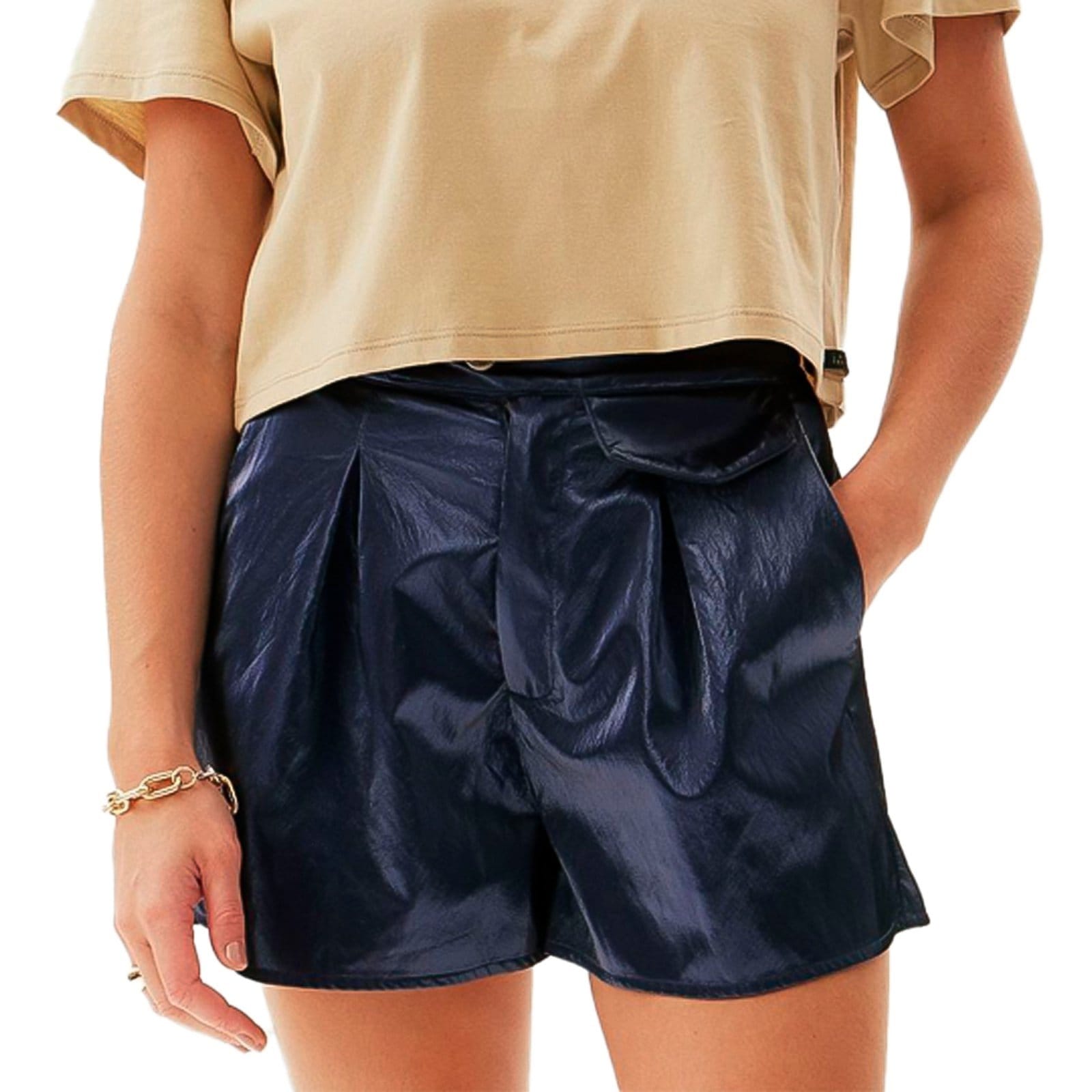 Vista principal Short Easy Lança Perfume Alfaiataria AV24 Marinho Feminino Easy Lança perfume azul marinho