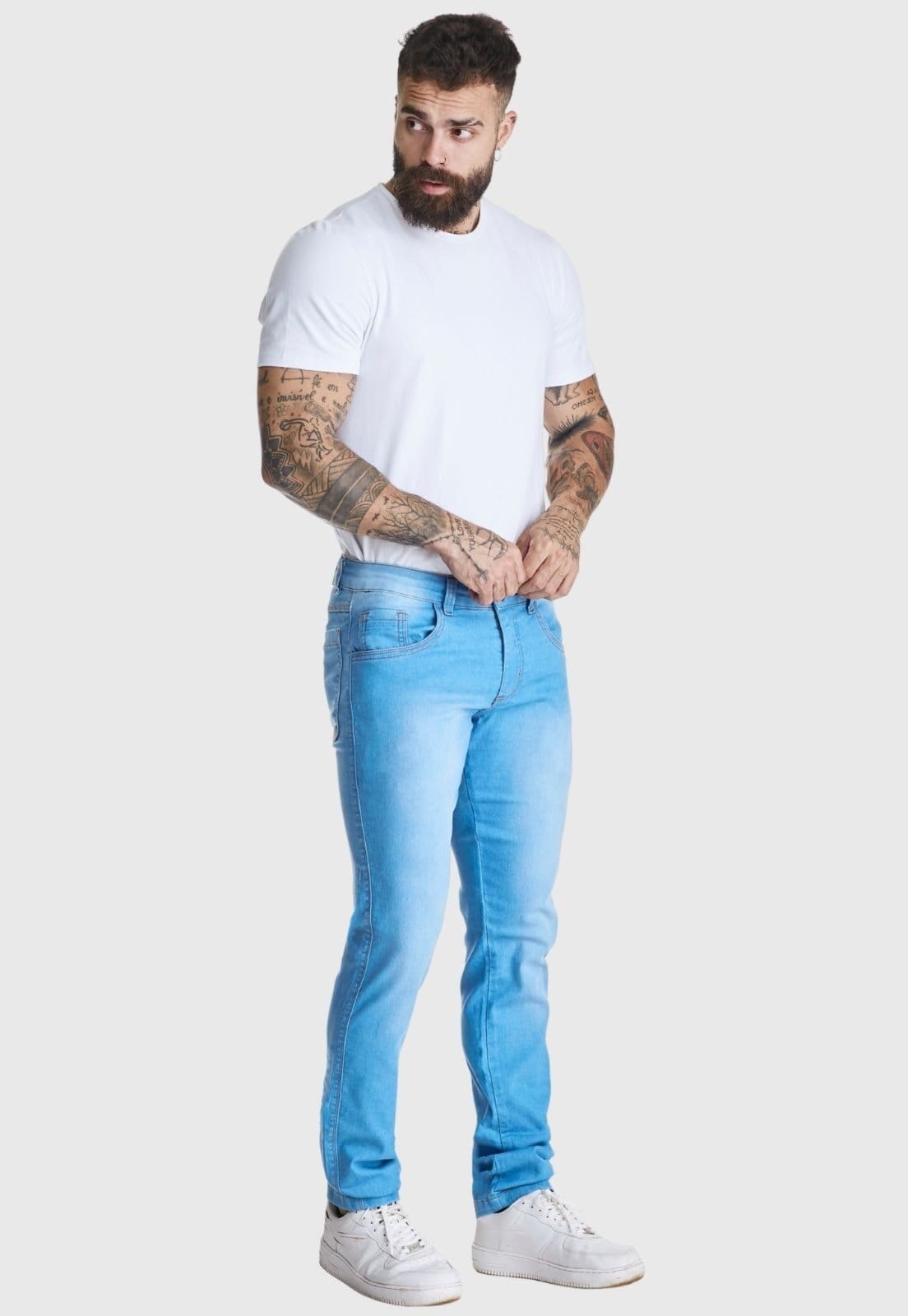 Vista 2 Calça Jeans Zuren Tradicional Corte Reto Claro ZUREN azul